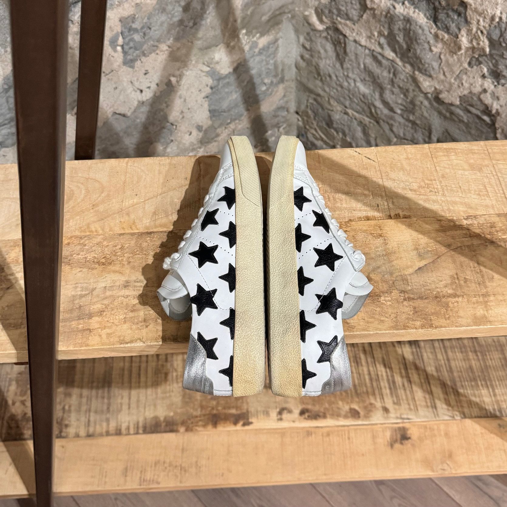 Saint Laurent Paris Saint Laurent White Leather Stars Appliqué Court Sneakers Size US 9.5 / IT 39.5 - 10 Thumbnail