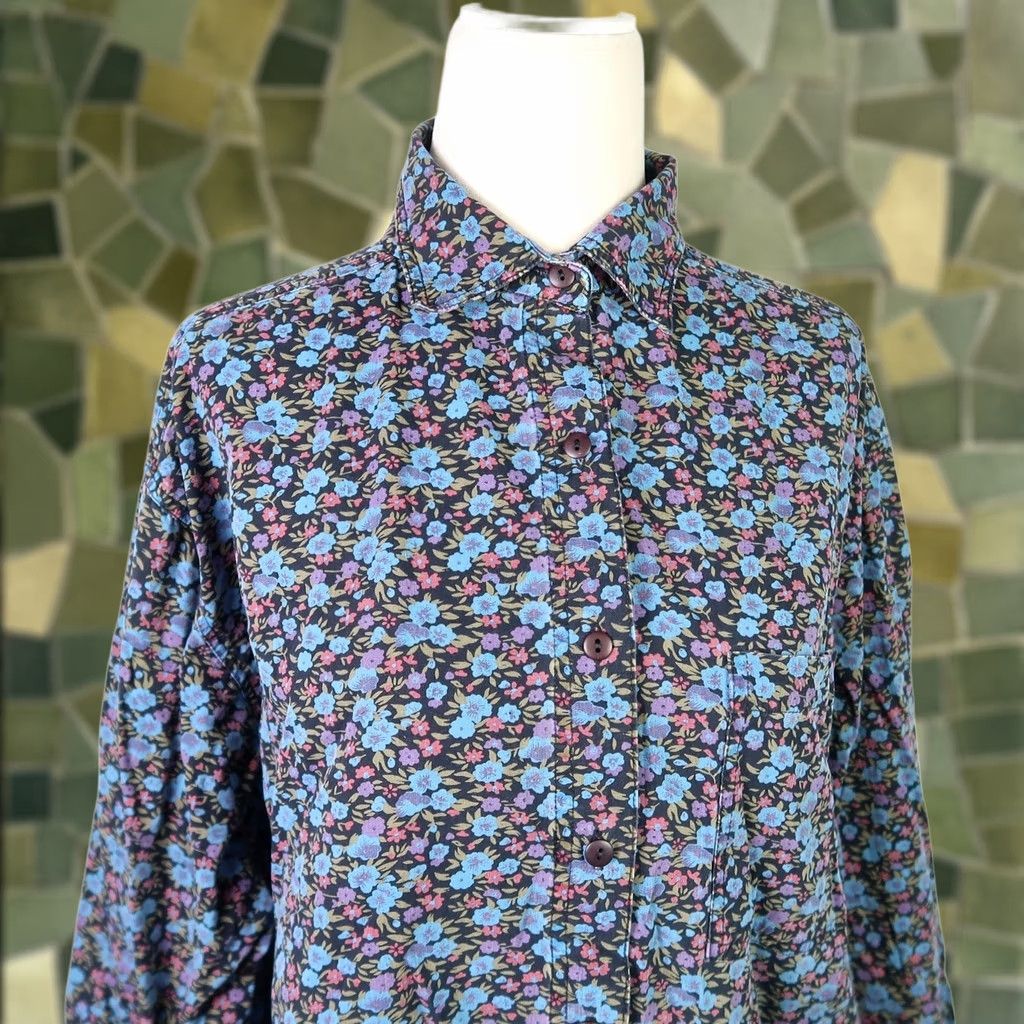 Brandblack VINTAGE 90s Punch Blue and Black Ditsy Floral Cotton Button-Down Shirt L Women Long Sleeve Bohemian 80s 90s Size L / US 10 / IT 46 - 1 Thumbnail