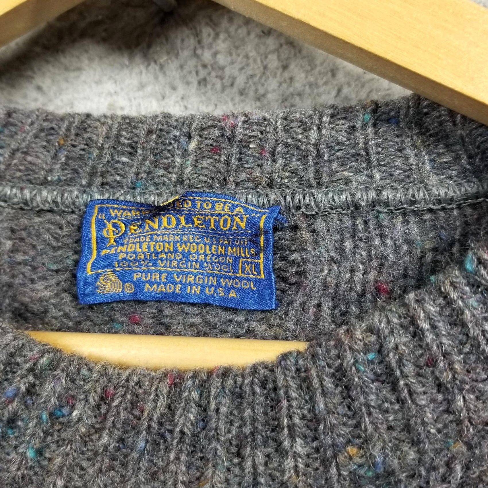 Pendleton VINTAGE Pendleton Sweater Mens XL Gray Wool Thick Knit Crewneck Pullover USA Size US XL / EU 56 / 4 - 2 Thumbnail