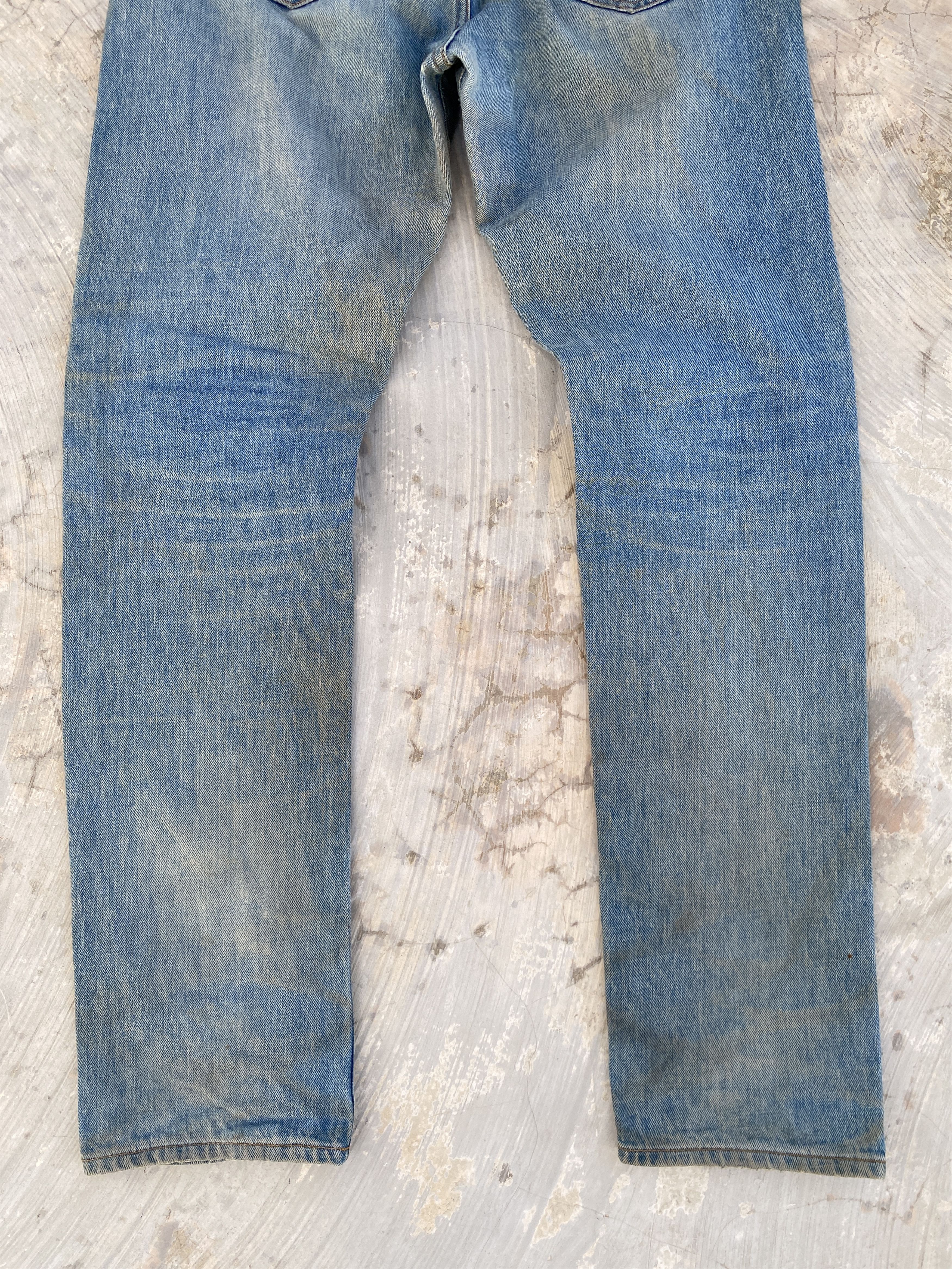 Supreme Supreme Dirty Light Wash Selvedge Jeans Size US 30 / EU 46 - 9 Thumbnail