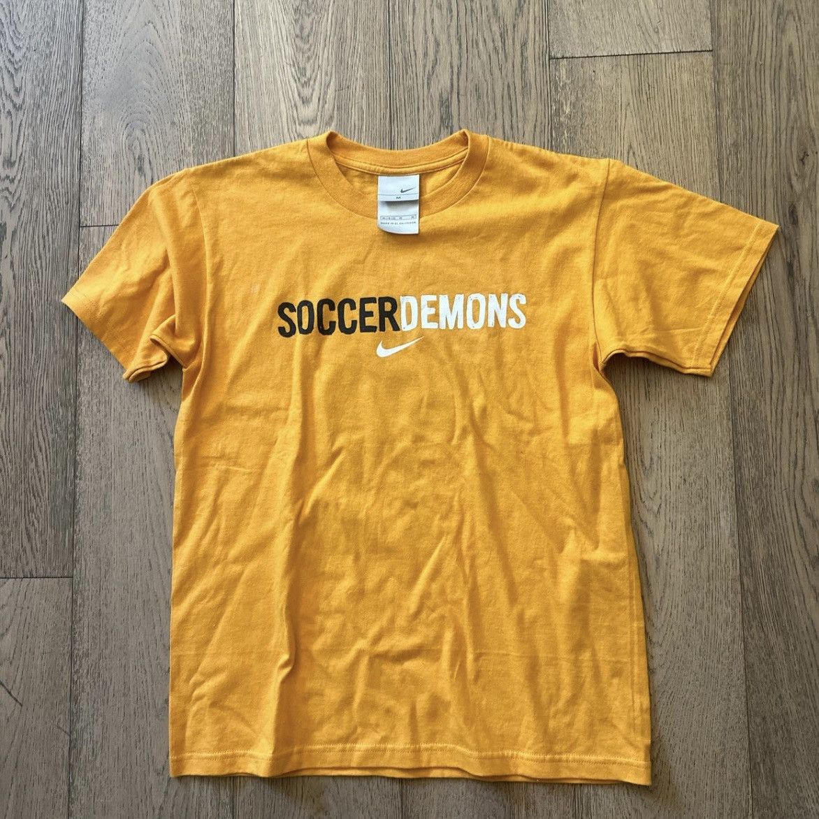 Nike RARE Deadstock Nike Soccer Demons Graphic T Shirt Size US M / EU 48-50 / 2 - 1 Thumbnail