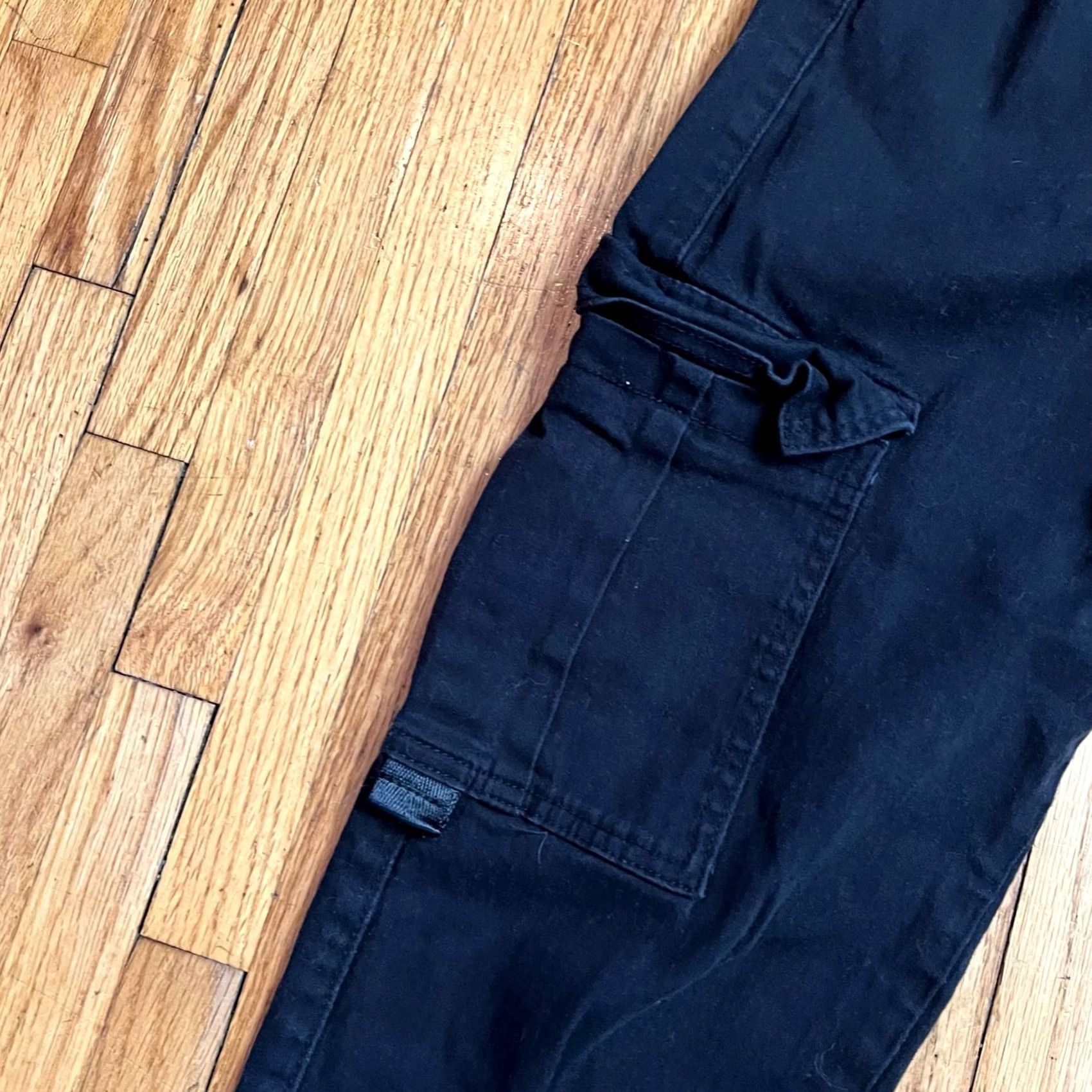 Hot Topic Hot Topic Pants Womens Small Jogger Cargo Goth Punk Black S Womens Pants Jogger Cargo Goth Punk Black Size 28" / US 6 / IT 42 - 2 Thumbnail