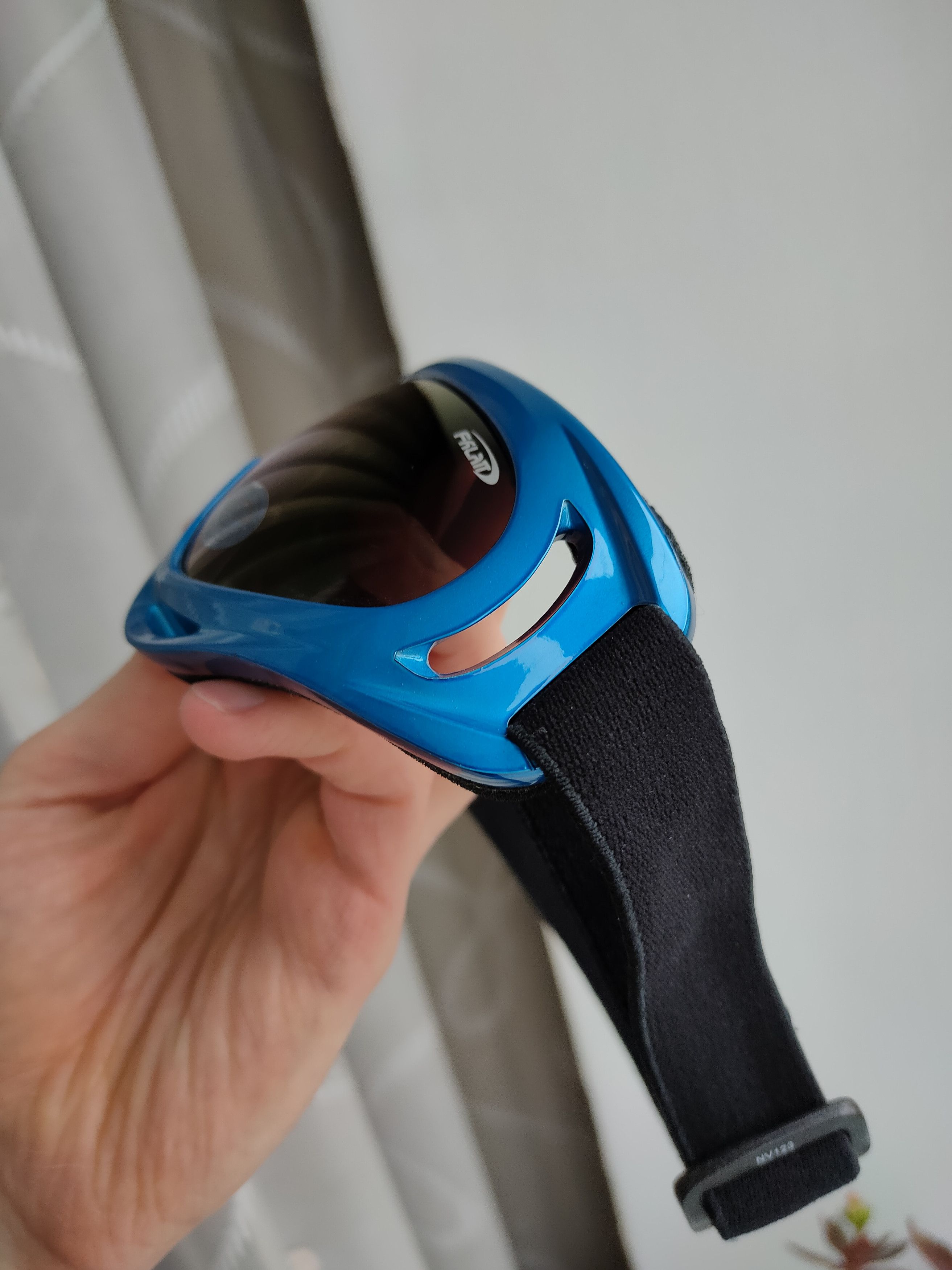 Outdoor Research Ski Mask Ski Glasses Polarized Mountain Outdoor Gorpcore Size ONE SIZE - 8 Thumbnail