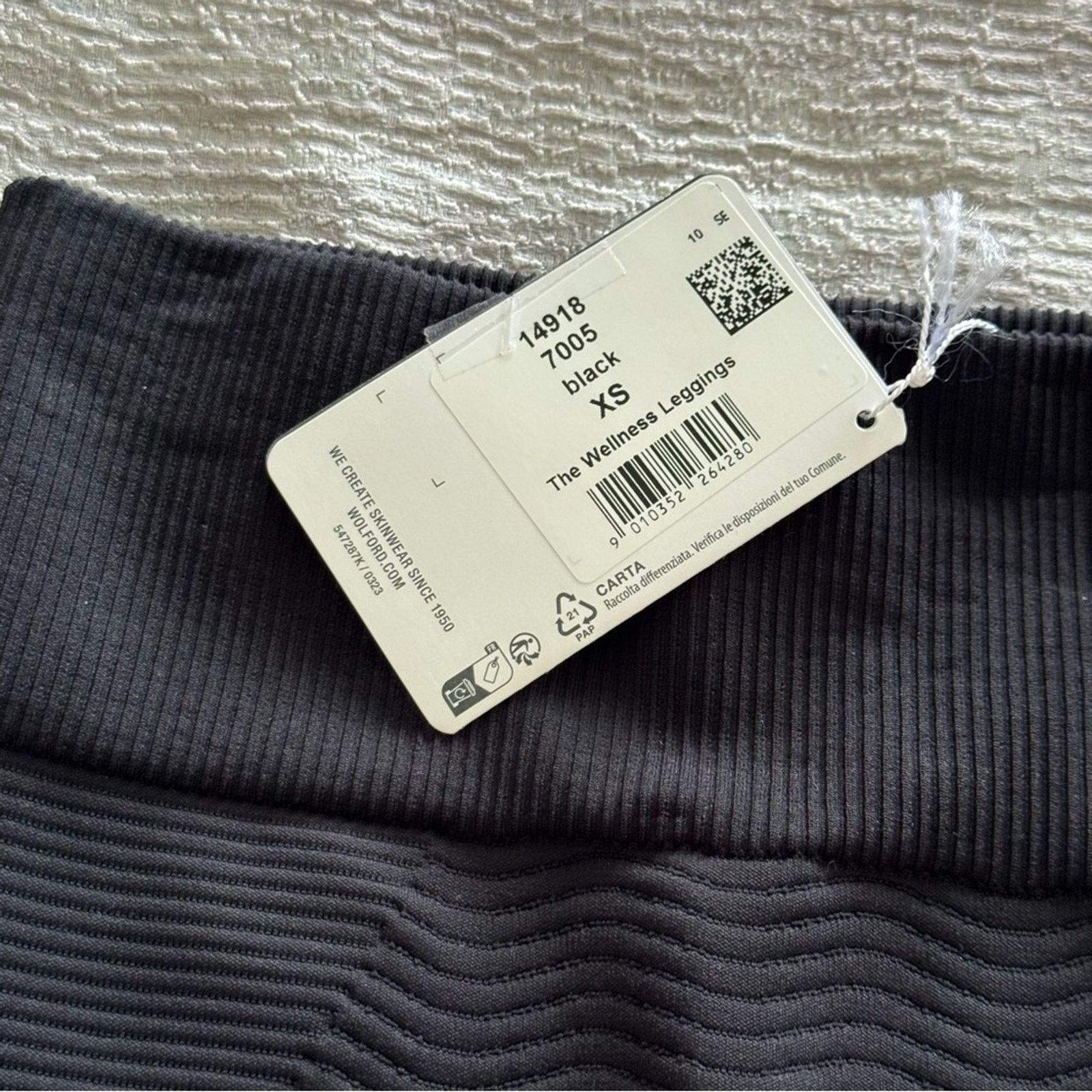 Wolford NWT! Wolford High Waisted Leggings, The Wellness Leggings XS Size 25" / US 0 / IT 36 - 10 Thumbnail