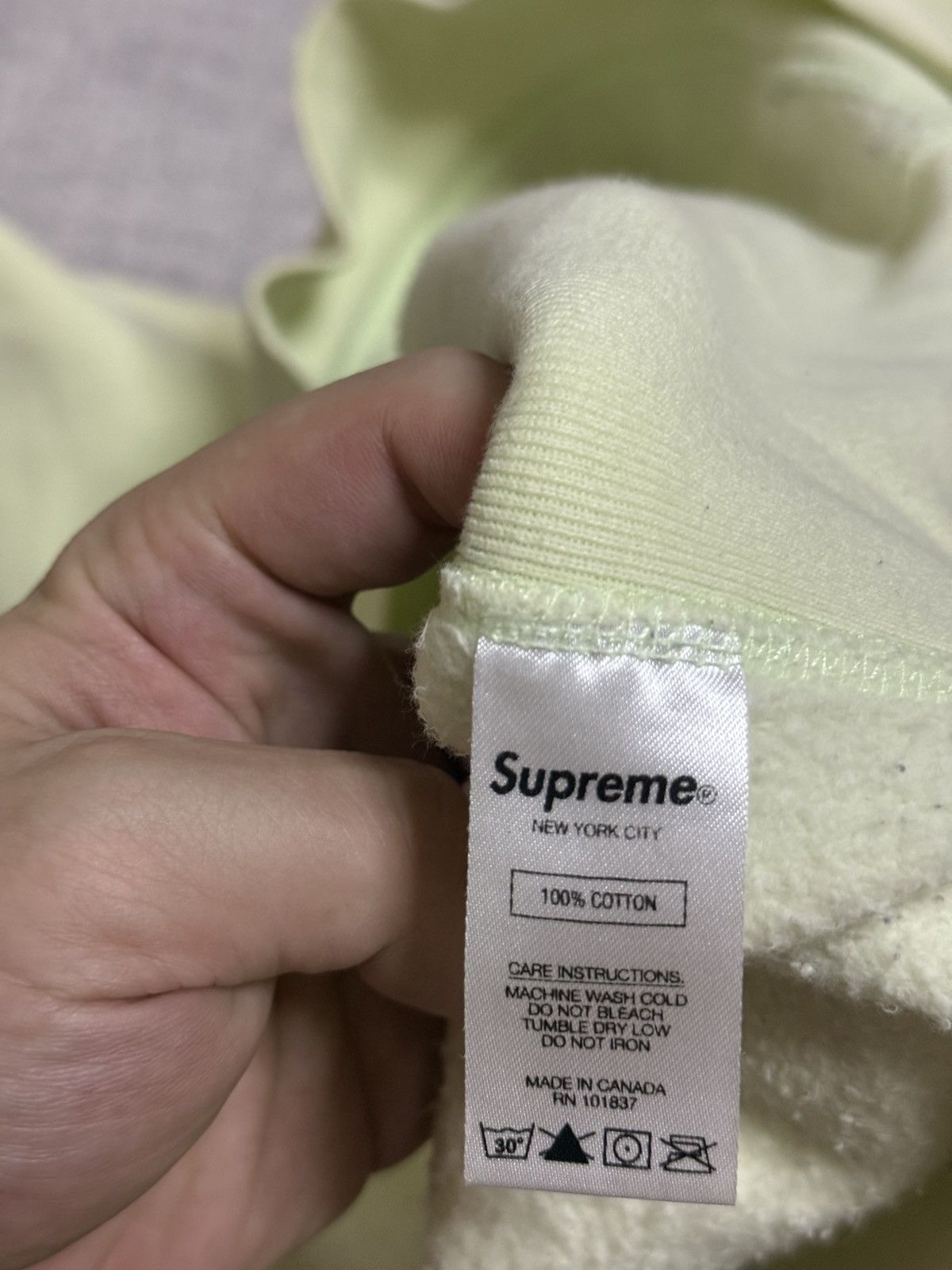 Supreme Supreme fw17 pale Lime yellow box logo hoodie sweatershirt Size US XL / EU 56 / 4 - 5 Thumbnail