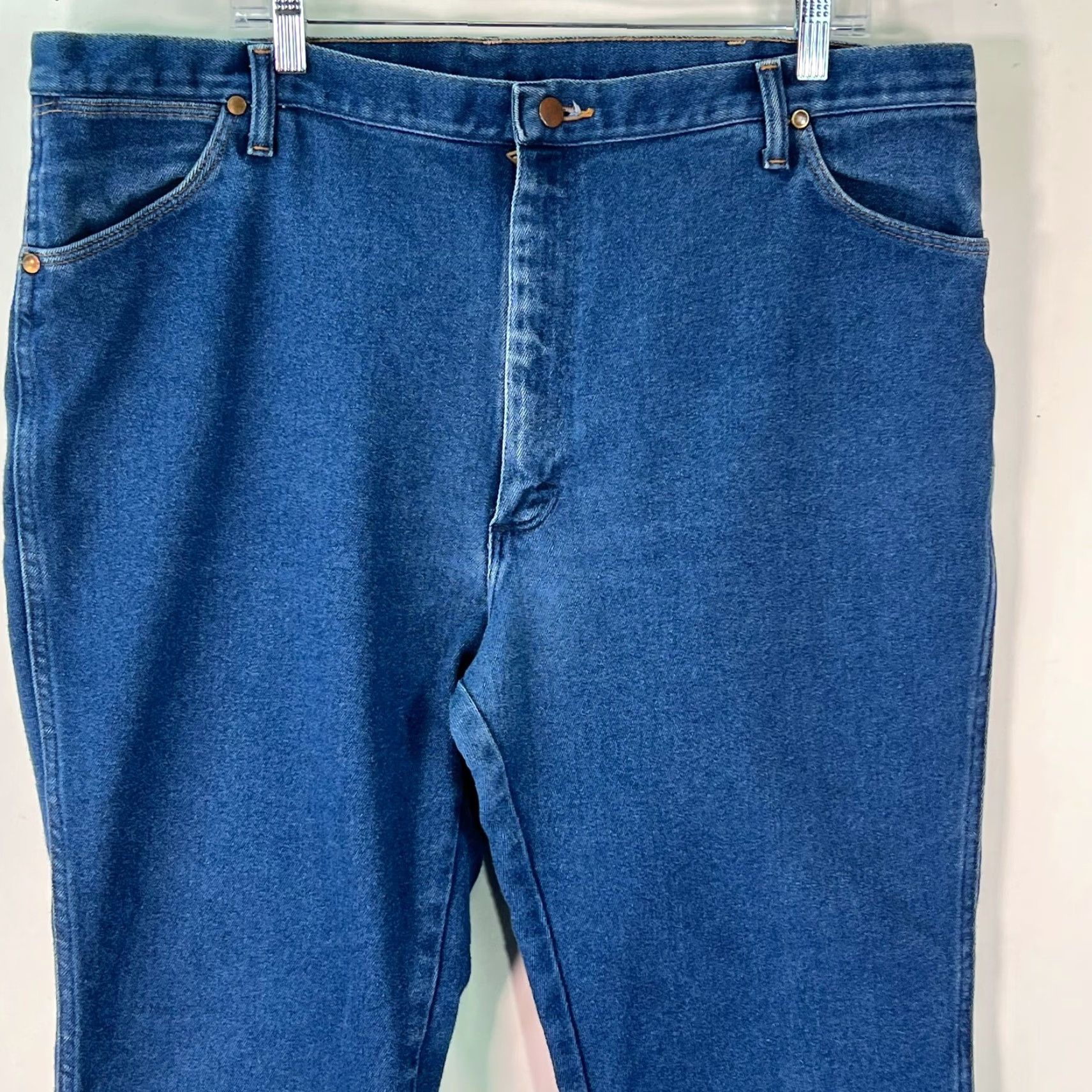 Wrangler Wrangler Jeans Men Mid Rise Straight Blue 42X34 Denim Belt Loops 4-Pocket Regular Size Type Jeans Mens/Blue/Denim Size US 42 / EU 58 - 3 Thumbnail