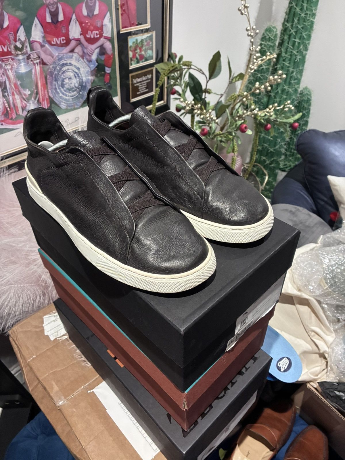 Ermenegildo Zegna Zegna dark brown secondskin uk 9/9.5 eu 43.5 Size US 10.5 / EU 43-44 - 1 Thumbnail