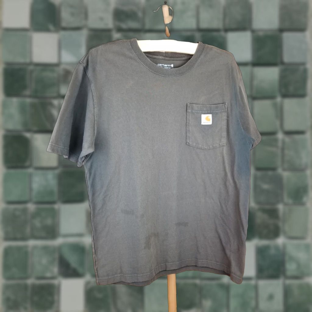 Carhartt VINTAGE Carhartt ONE POCKET GRADIENT FADED COTTON T-SHIRT SZ MEDIUM Shirt Mens Size US M / EU 48-50 / 2 - 1 Thumbnail