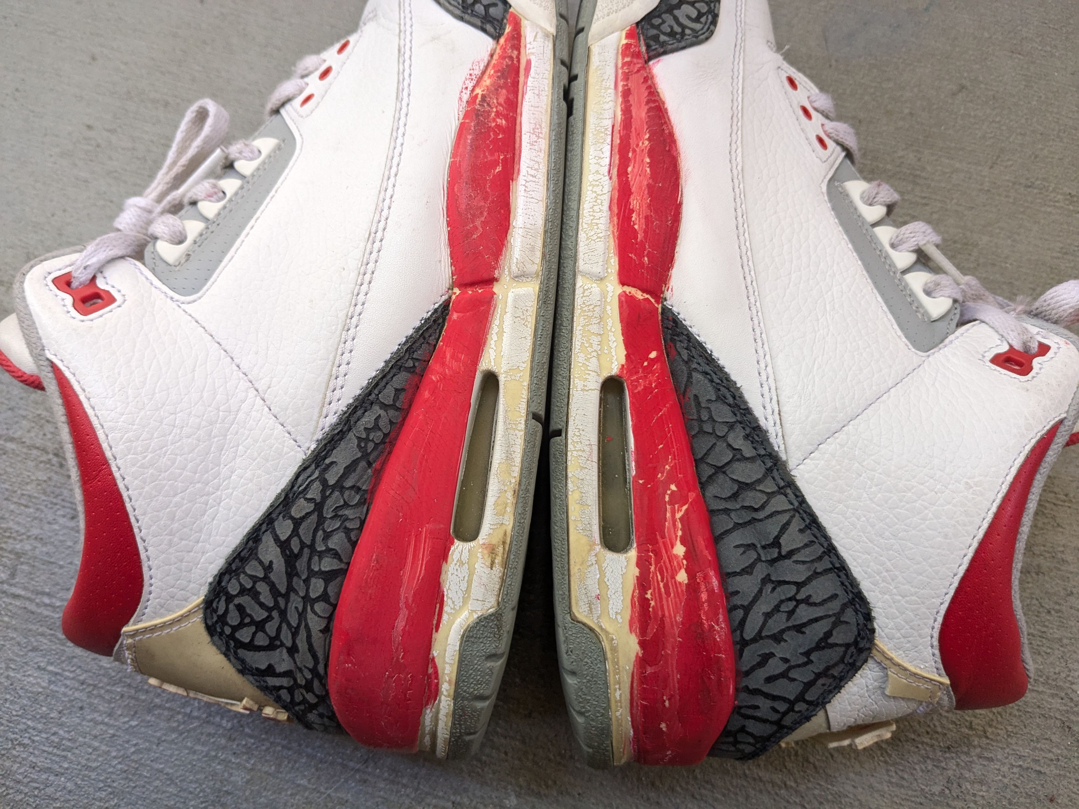 Jordan Brand Nike Air Jordan 3 Retro Fire Red 2007 136064-161 10 White Size US 10 / EU 43 - 8 Thumbnail