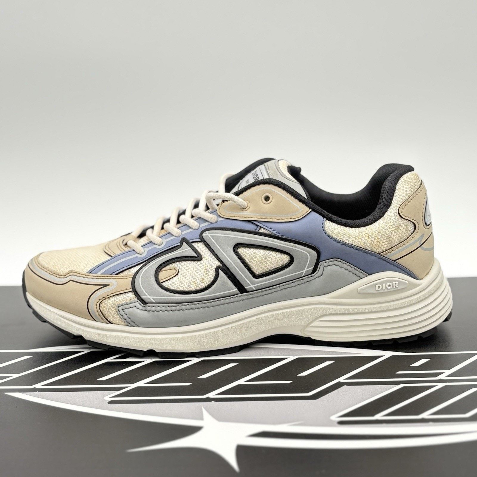 Dior Dior B30 Reflective Sneaker ' Beige Blue ' | SUPER CLEAN Size US 11 / EU 44 - 8 Thumbnail