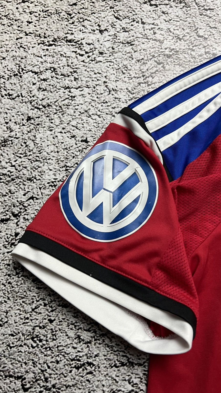 Adidas 2014-2015 FC Basel Swiss Switzerland adidas jersey Size US S / EU 44-46 / 1 - 4 Thumbnail