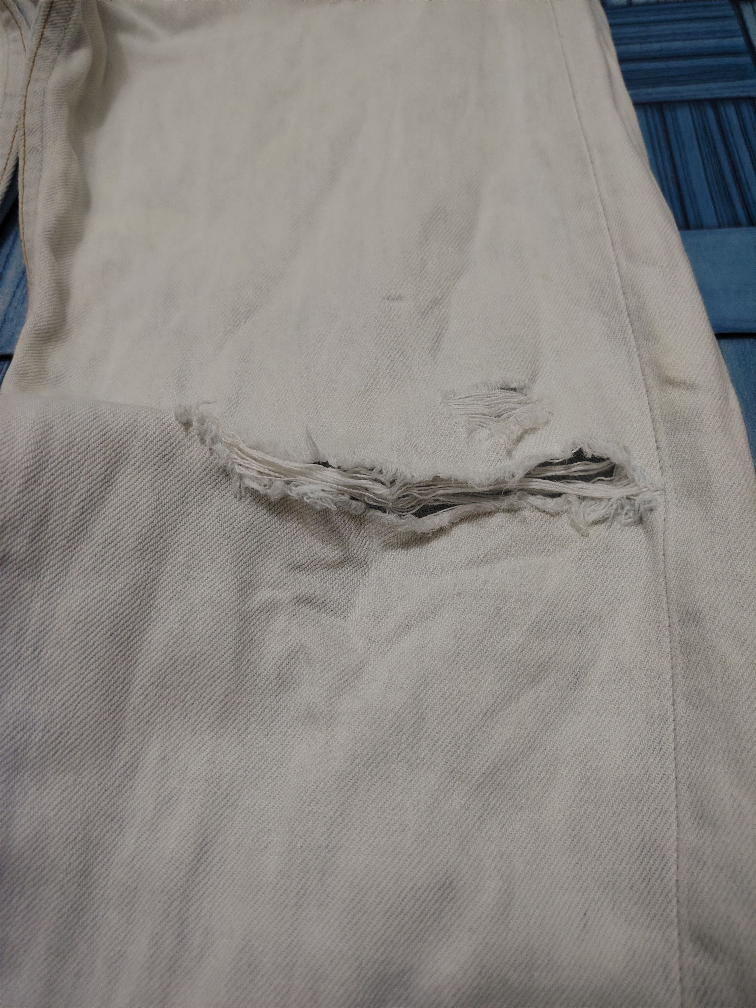 Levi's Thrashed Acid Washed Vtg Levi's 501 Button 553 made in usa Size US 30 / EU 46 - 6 Thumbnail