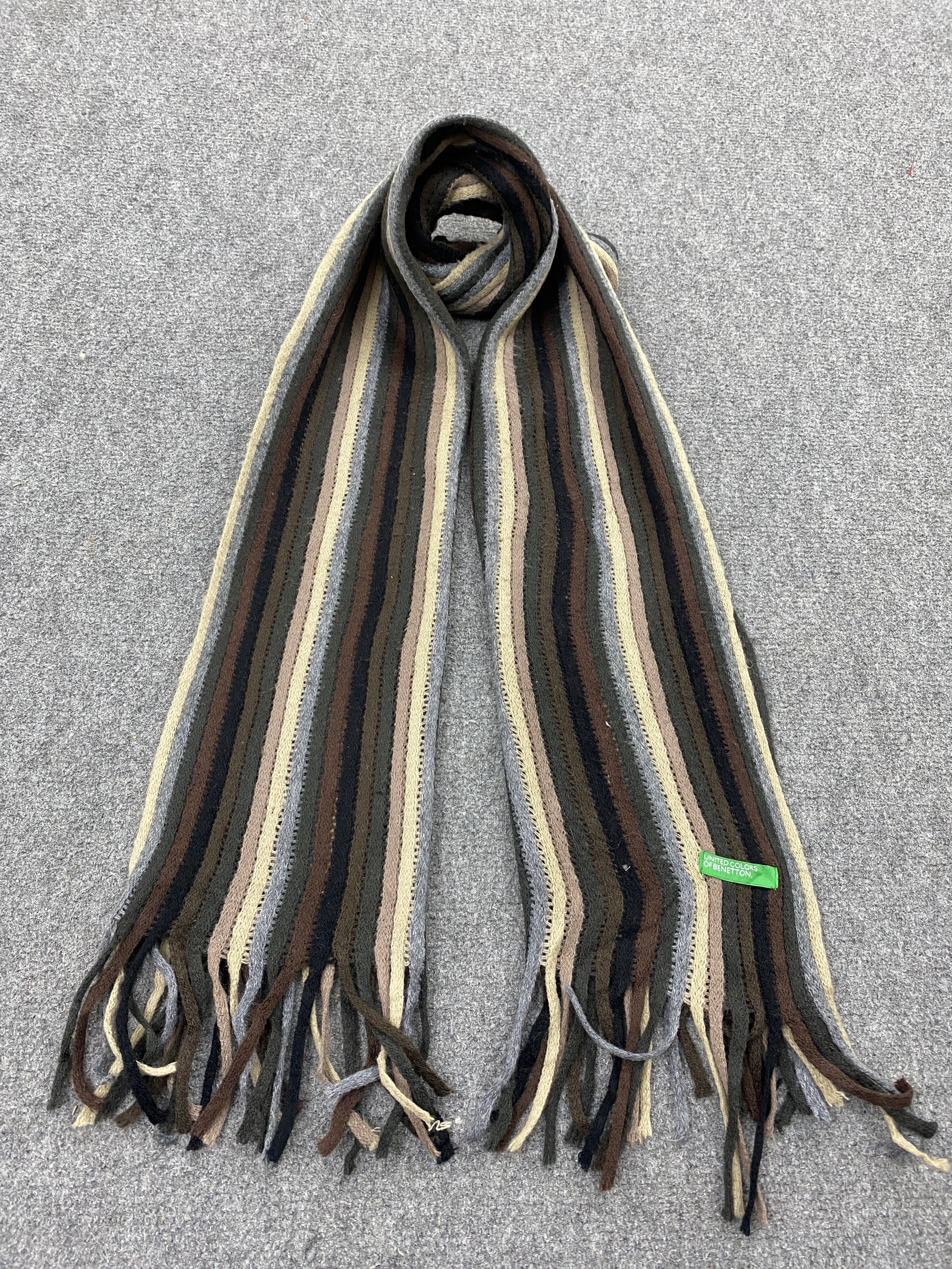 Benetton United Colors Of Benetton Scarf /Muffler /Neckwear - SC0053 Size ONE SIZE - 14 Thumbnail