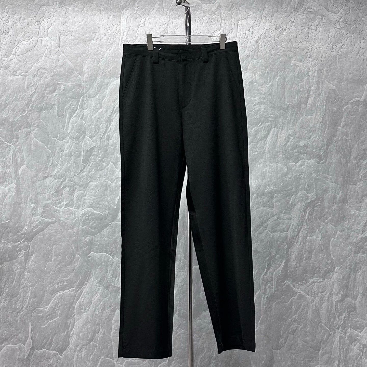Prada Prada Wool-Blend Trousers with Metal Triangle Logo Size US 27 - 1 Thumbnail
