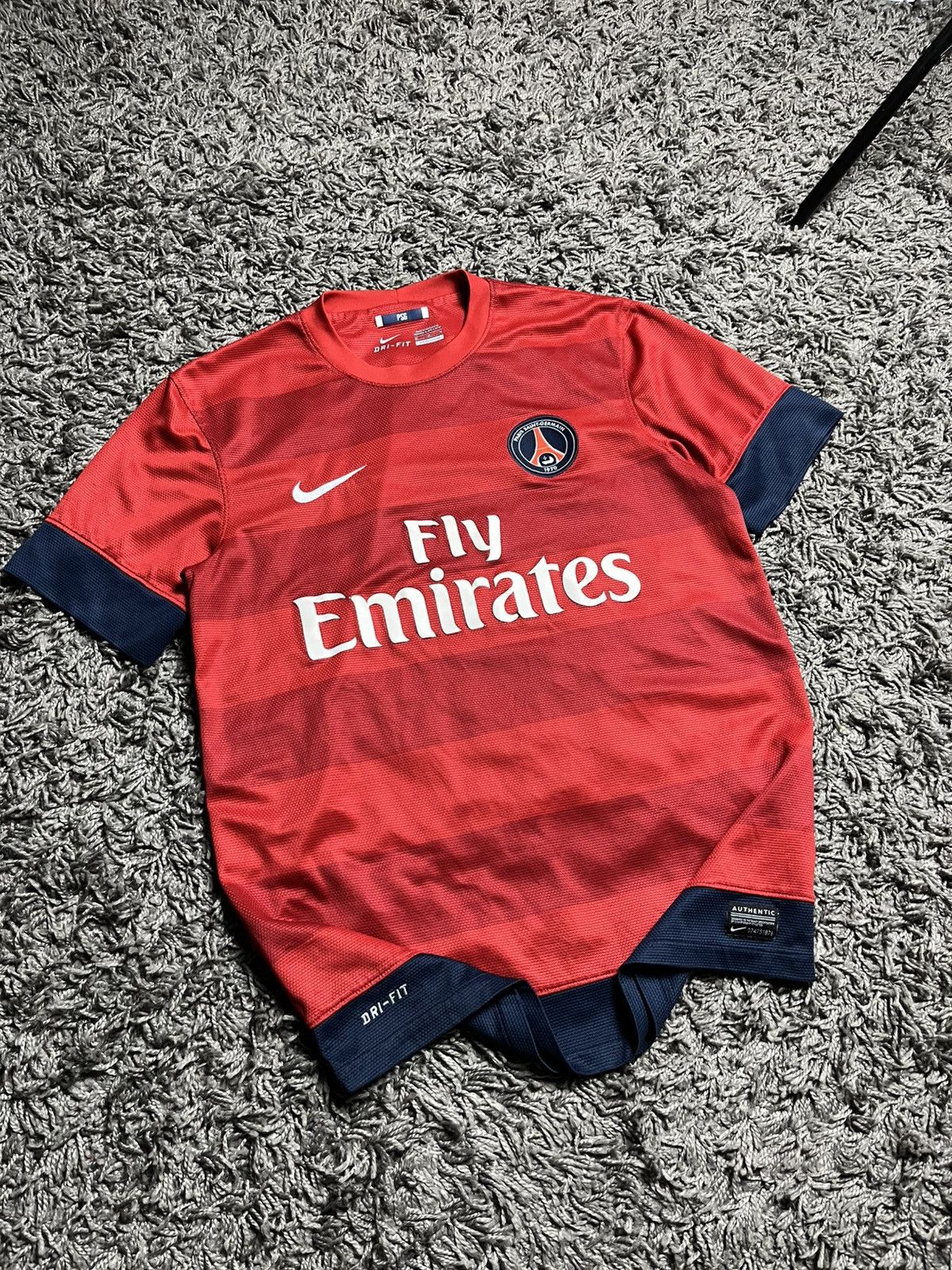Nike NIKE PARIS SAINT-GERMAIN 2012/13 SOCCER AWAY FOOTBALL JERSEY Size US M / EU 48-50 / 2 - 1 Thumbnail
