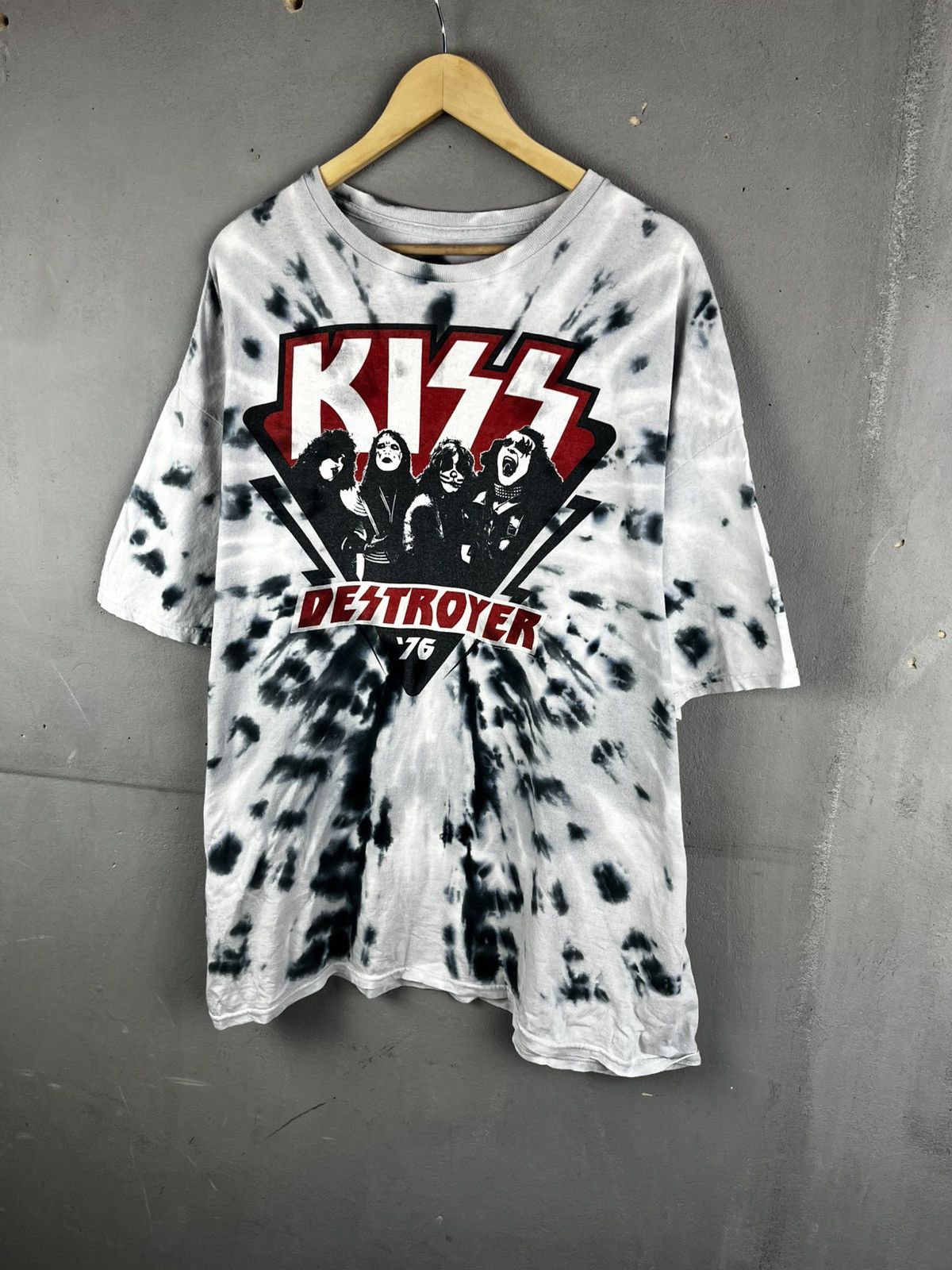 Band Tees KISS Destroyer 1976 Retro Tie Dyed Tshirt Size US XXL / EU 58 / 5 - 3 Thumbnail