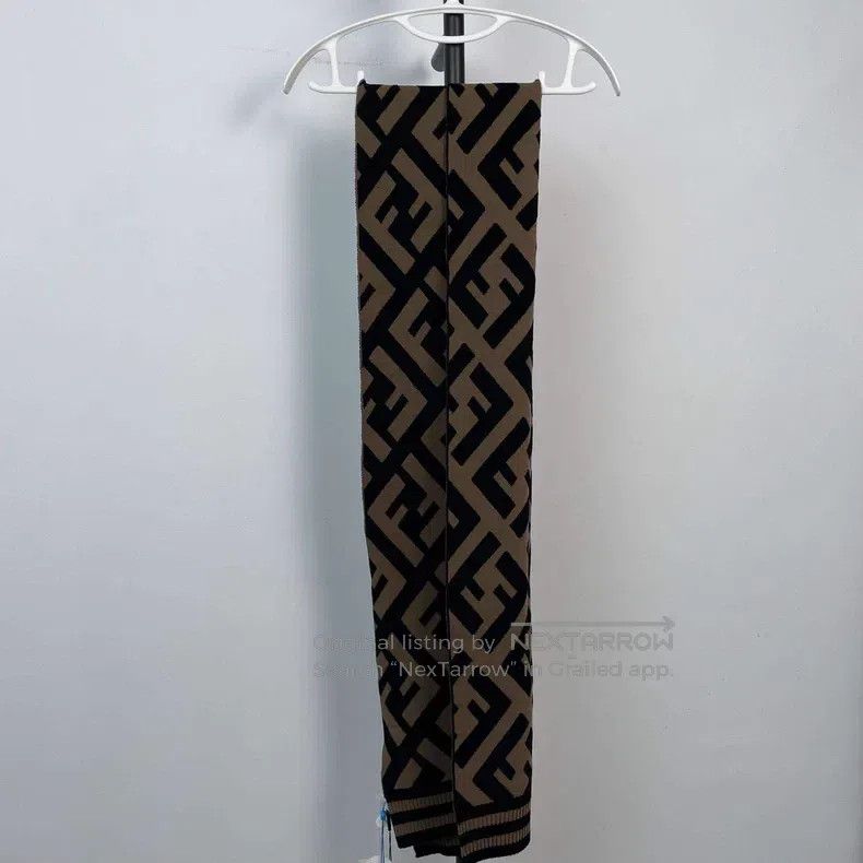 Fendi Fendi size 190*35cm Scarf with old flower pattern, 190*35 s Size ONE SIZE - 1 Thumbnail