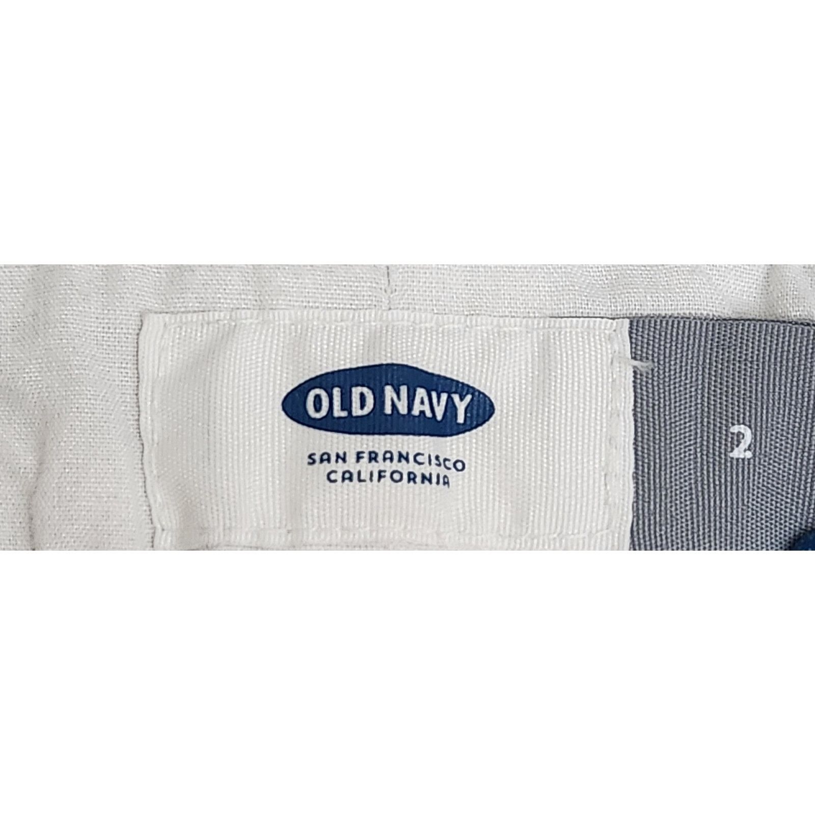 Old Navy Old Navy White Flat Front Slashed Pockets Chino Short 2 Size 30" / US 8 / IT 44 - 4 Thumbnail