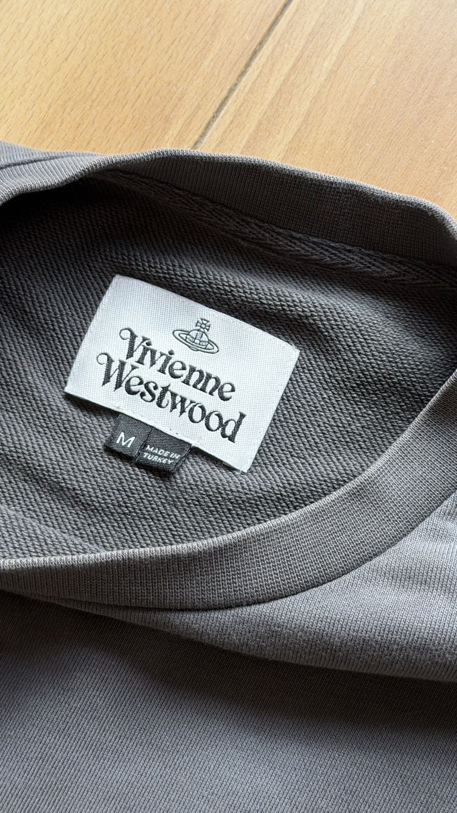 Vivienne Westwood Vivienne Westwood sweatshirt crewneck Size US L / EU 52-54 / 3 - 7 Thumbnail