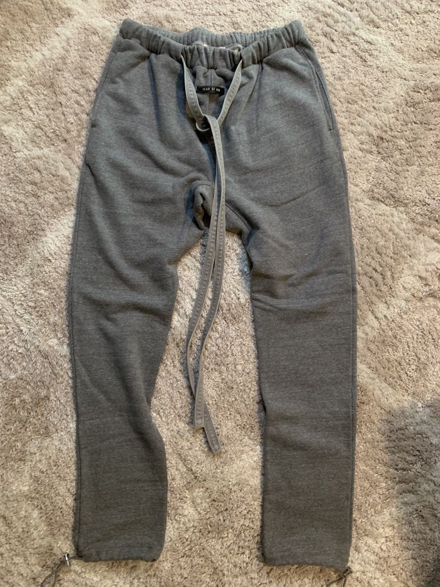 Fear of God Fear of god 6th collection Gray sweatpants Size US 34 / EU 50 - 1 Thumbnail