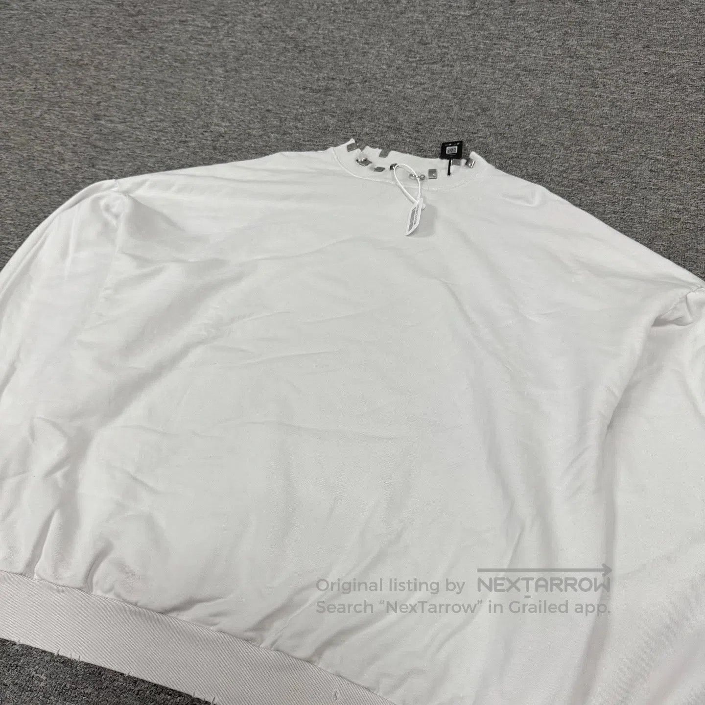 Balenciaga Balenciaga Iron ring rivet and nut; Curved hoodie| Size US M / EU 48-50 / 2 - 4 Thumbnail