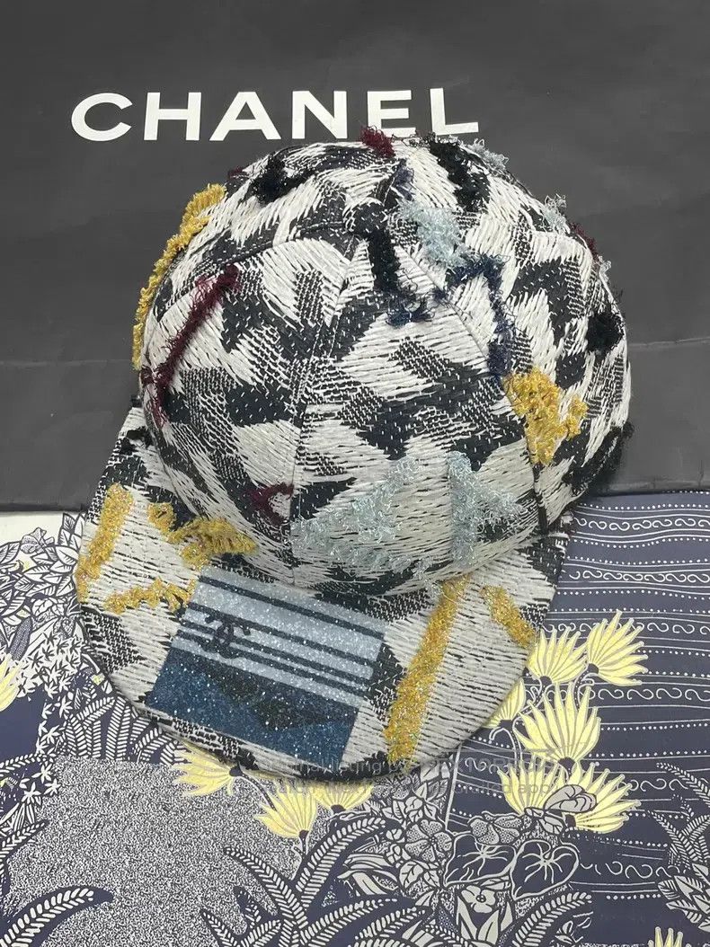 Chanel Chanel Rhinestone sequin tweed baseball cap Size ONE SIZE - 1 Thumbnail