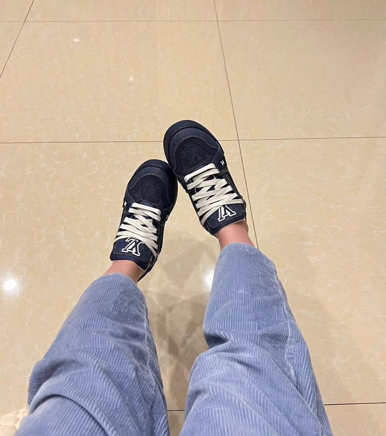 Louis Vuitton LV Men's Dark Blue Denim Monogram Trainer 5 (39) Size US 6 / EU 39 - 2 Thumbnail