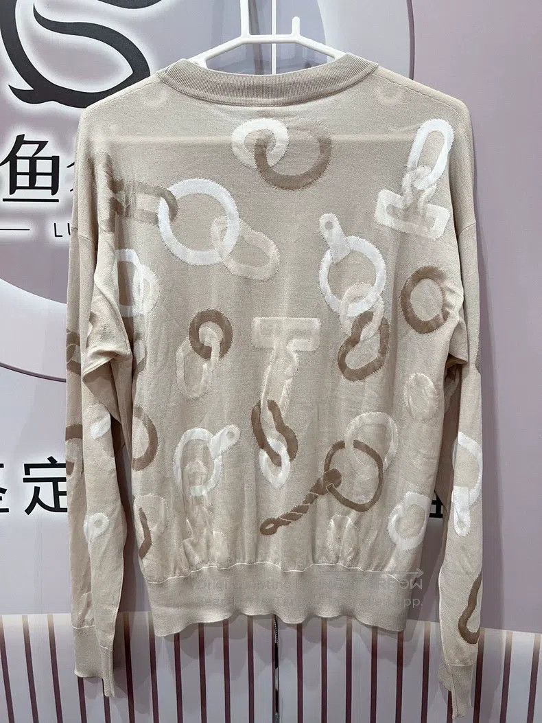 Hermes Hermes Women's Knitted Sweater - Beige Classic Lock Patter Size XS / US 0-2 / IT 36-38 - 2 Thumbnail
