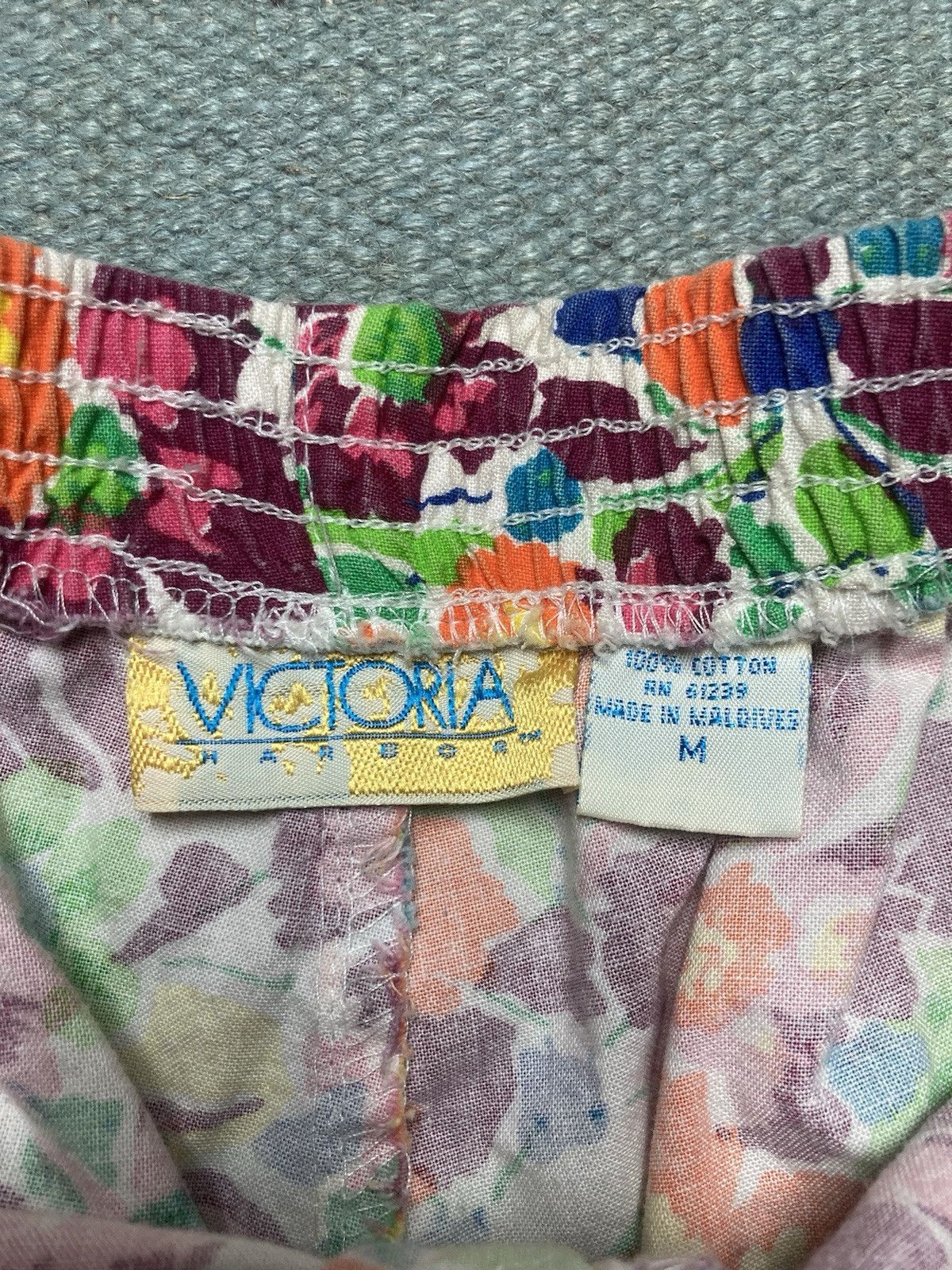 Vintage Vtg 80s 90s shorts flowers elastic waist lightweight medium Size 28" / US 6 / IT 42 - 4 Thumbnail