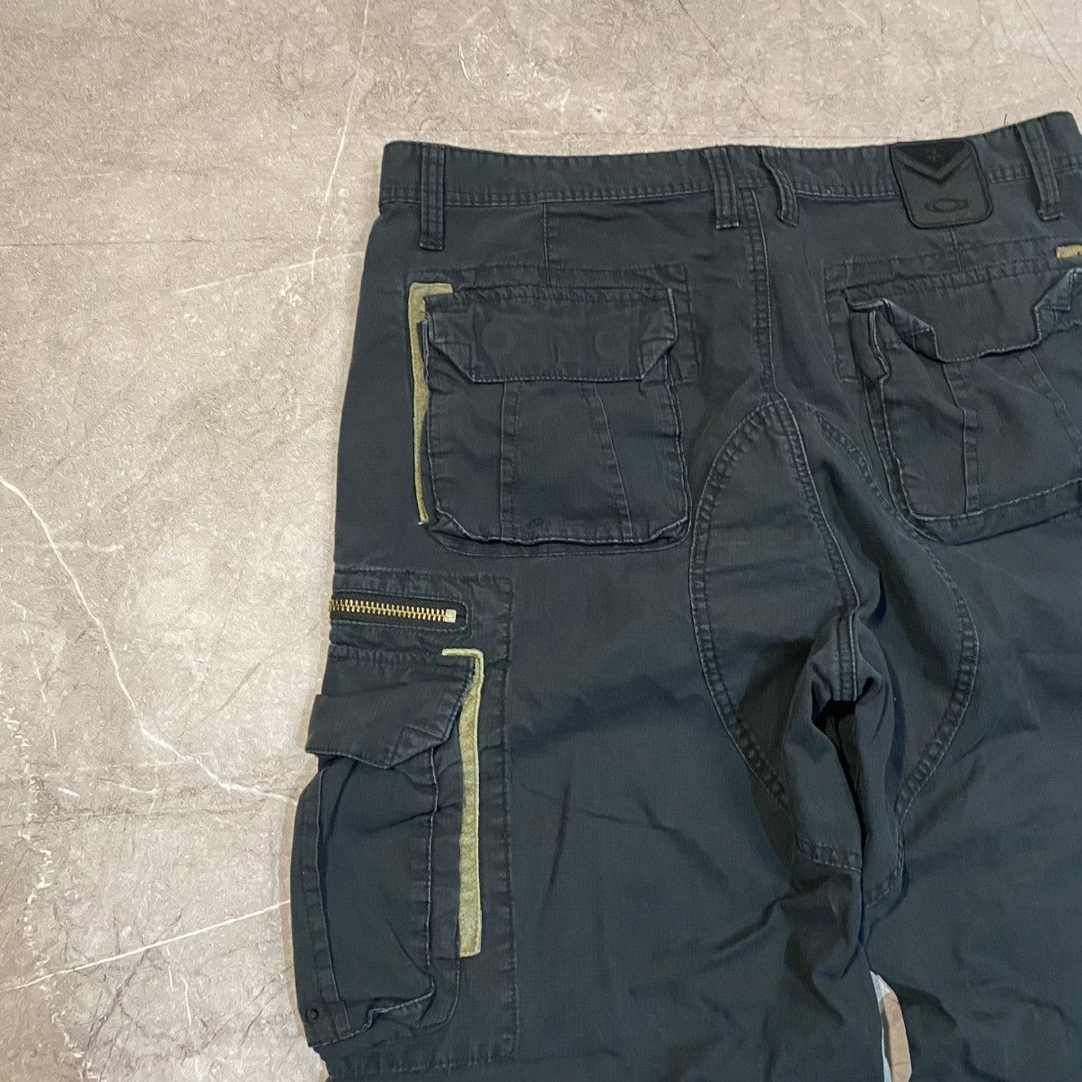 Oakley × Vintage VINTAGE OAKLEY CARGO PANTS FADED 00s Size US 34 / EU 50 - 3 Thumbnail