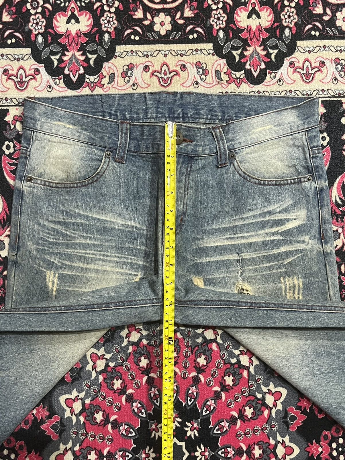 CIVARIZE × If Six Was Nine × Japanese Brand ⚡️Distressed⚡️Vintage Japanese Brand Blue Faded Slash Rip Jean Size US 33 - 11 Thumbnail