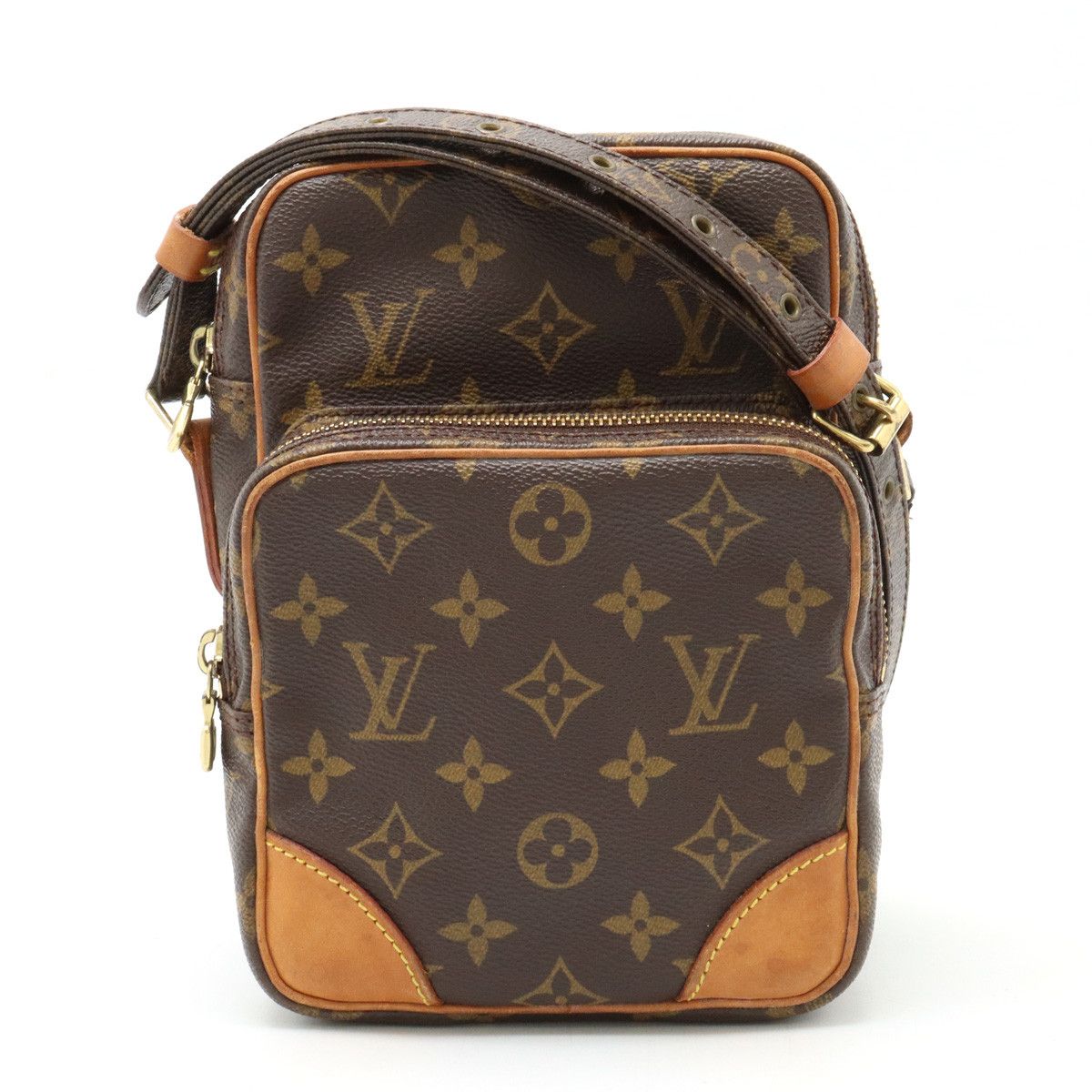 Louis Vuitton Louis Vuitton Louis Vuitton Monogram Amazon Shoulder Bag Pochette M45236 Canvas Crossbody Bag M45236 in Good Condition Size ONE SIZE - 1 Thumbnail