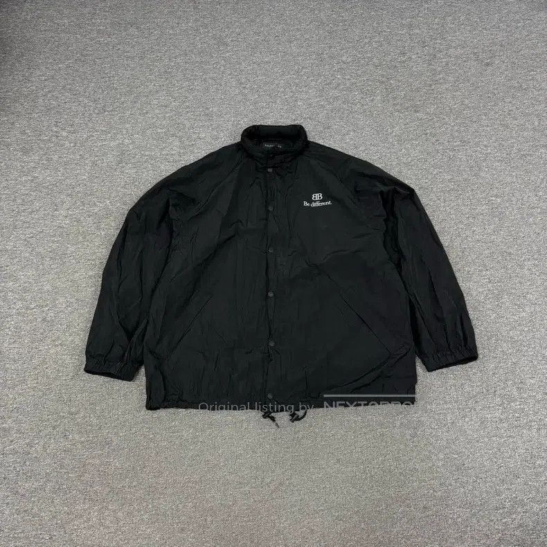 Balenciaga Balenciaga Coach Jacket Jacket Size US XS / EU 42 / 0 - 2 Thumbnail