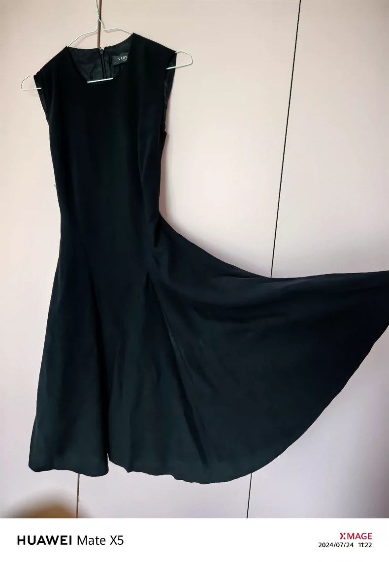 Versace Versace A sleeveless little black dress Size M / US 6-8 / IT 42-44 - 3 Thumbnail