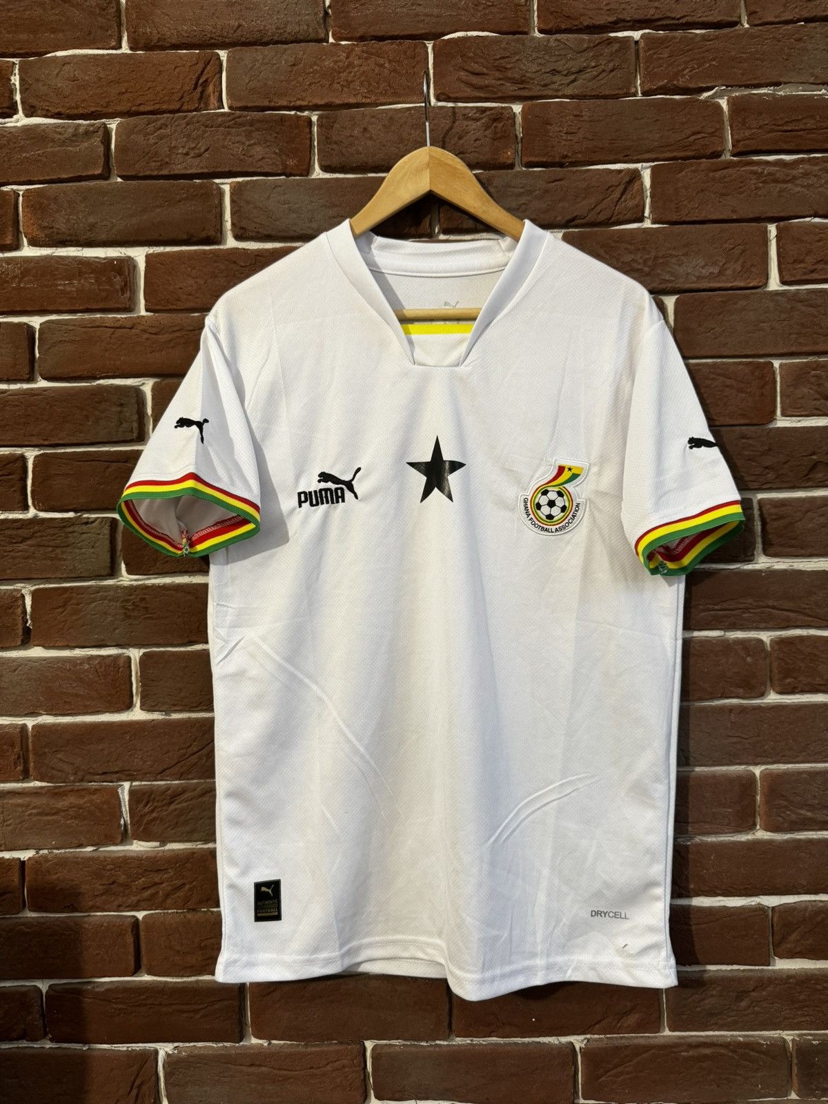 Puma Rare PUMA Ghana Home football Jersey Soccer Kit L White Size US L / EU 52-54 / 3 - 1 Thumbnail