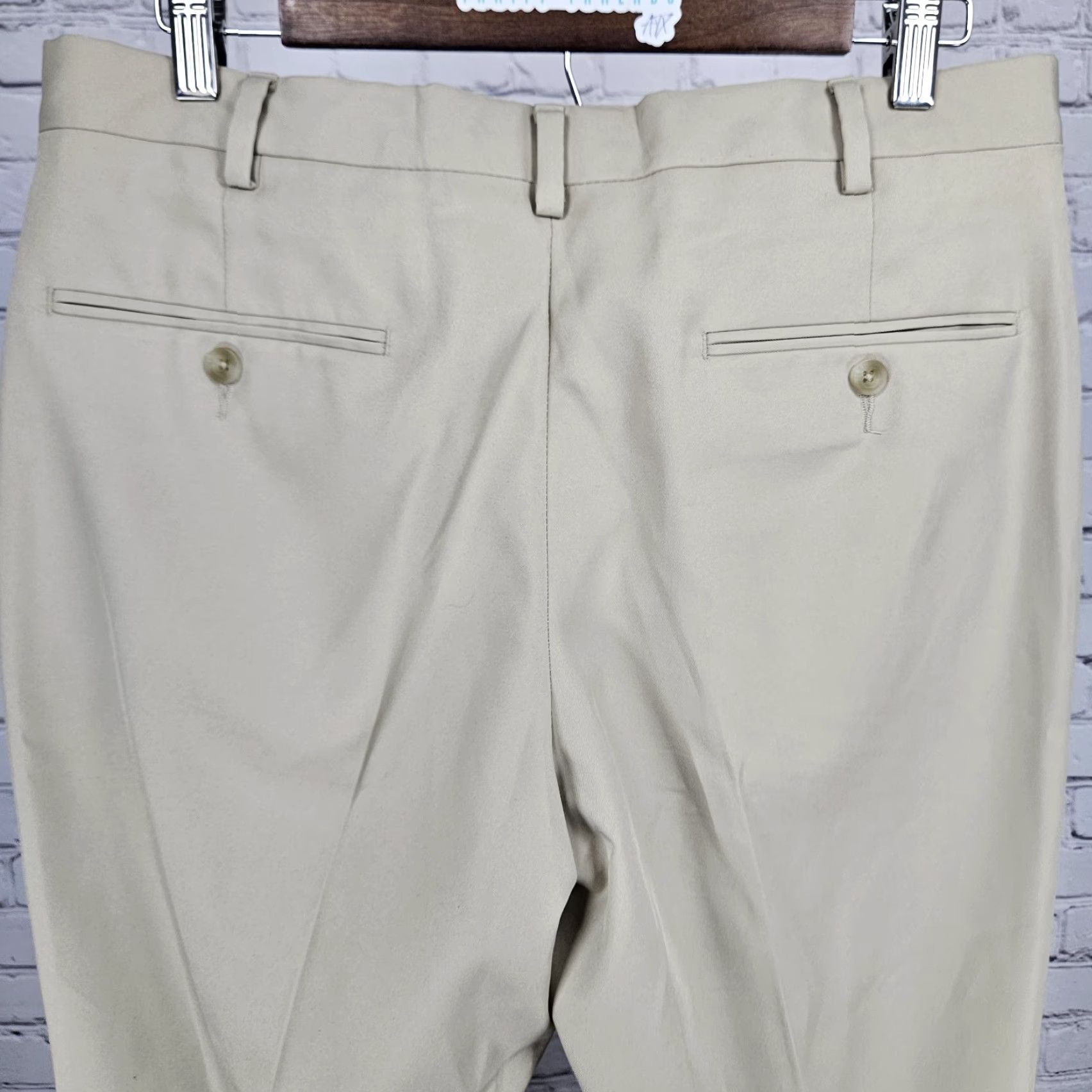 Jos. A. Bank Jos A Bank Beige Traveler Tailored Fit Flat Front Straight Leg Dress Pants 32x30 Size US 32 / EU 48 - 7 Thumbnail
