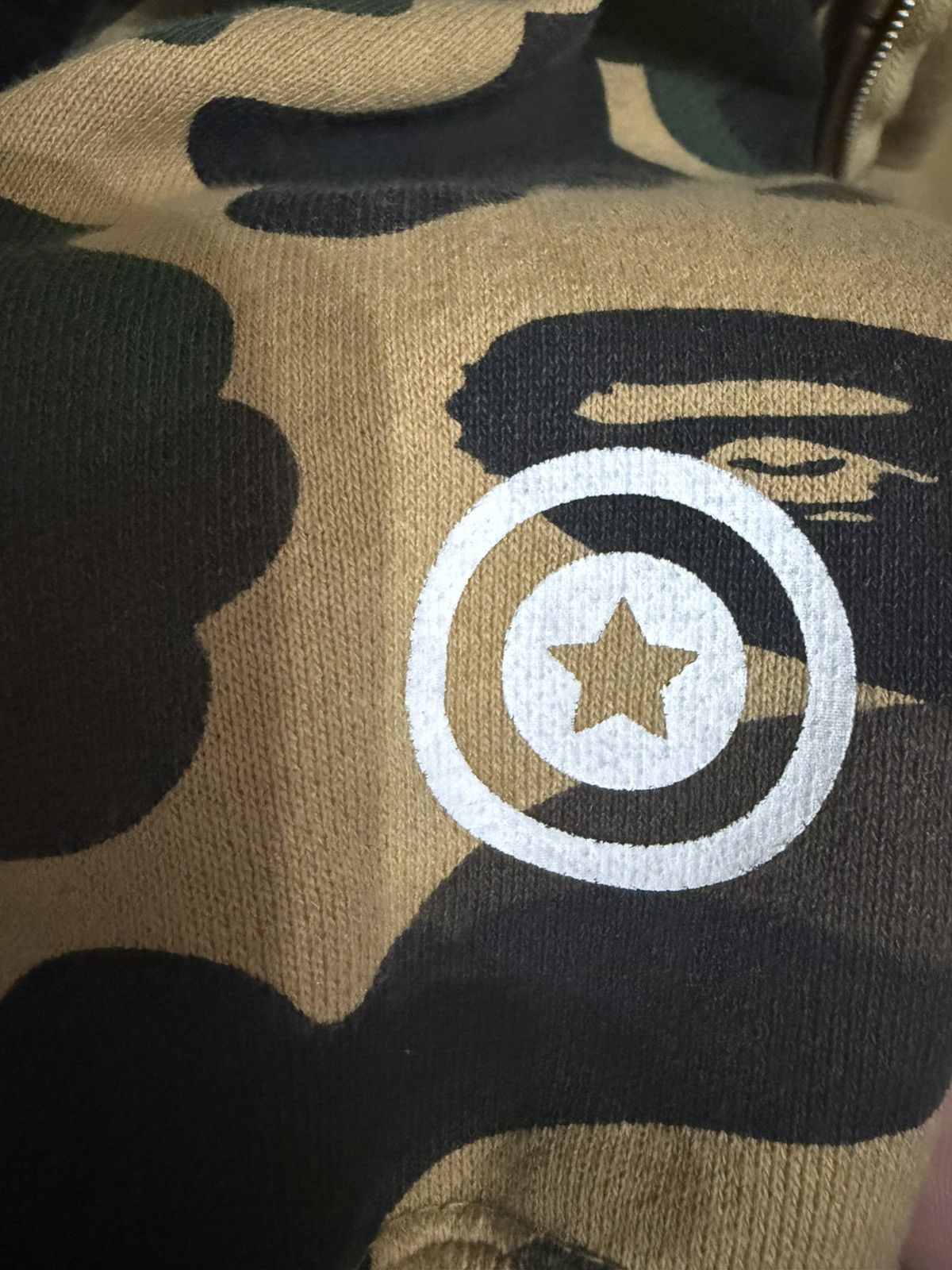 Bape Bape 1st Camo Zip up shark hoodie Size US XXL / EU 58 / 5 - 6 Thumbnail
