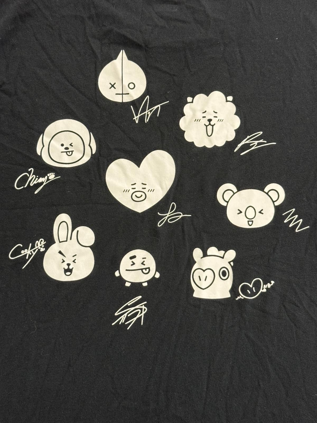 Uniqlo BTS Band Collab x Uniqlo T-shirt BT21 Characters - XL Size US XL / EU 56 / 4 - 6 Thumbnail