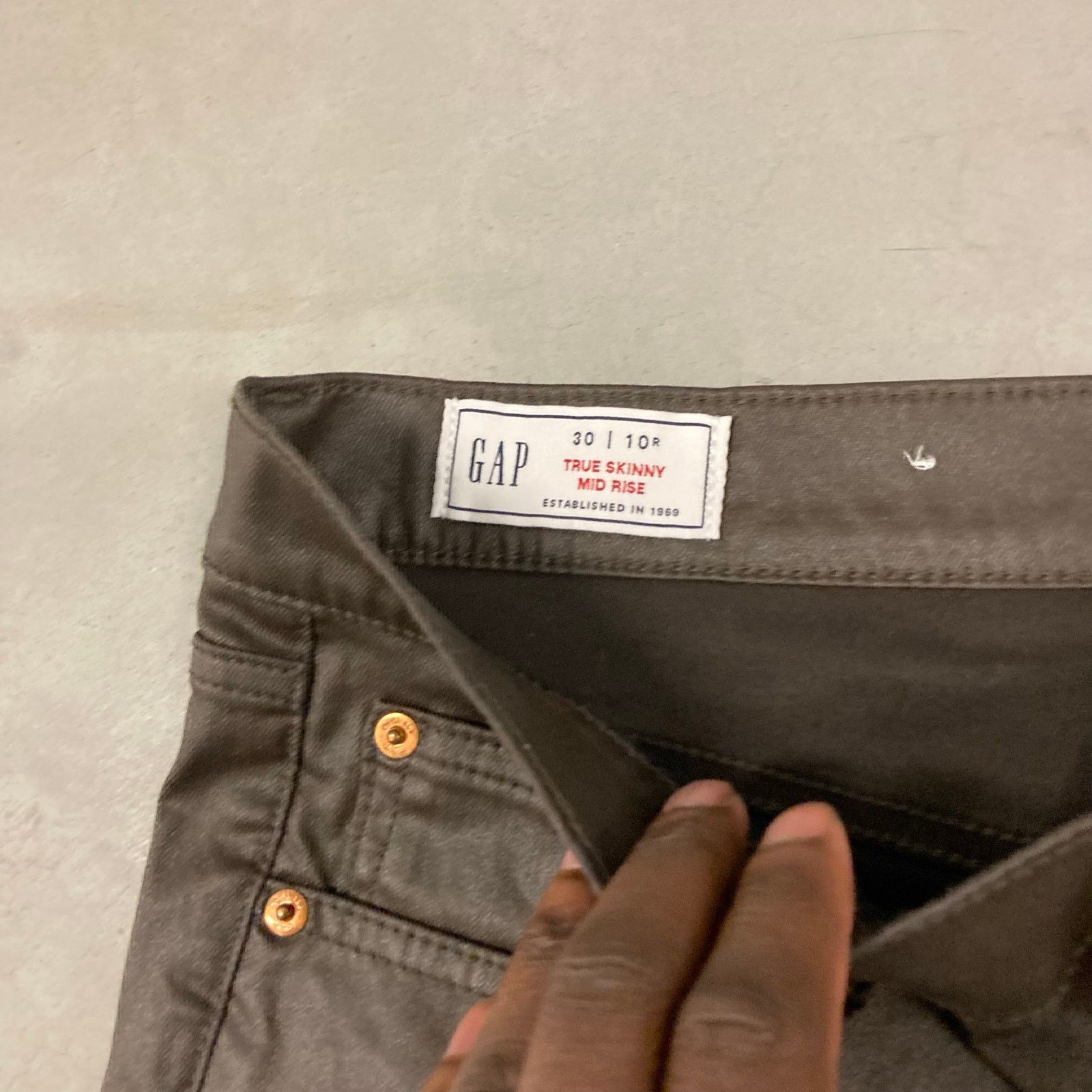 Gap × Vintage Y2K skinny gap leather pants 33x26 Size 32" / US 10 / IT 46 - 4 Thumbnail