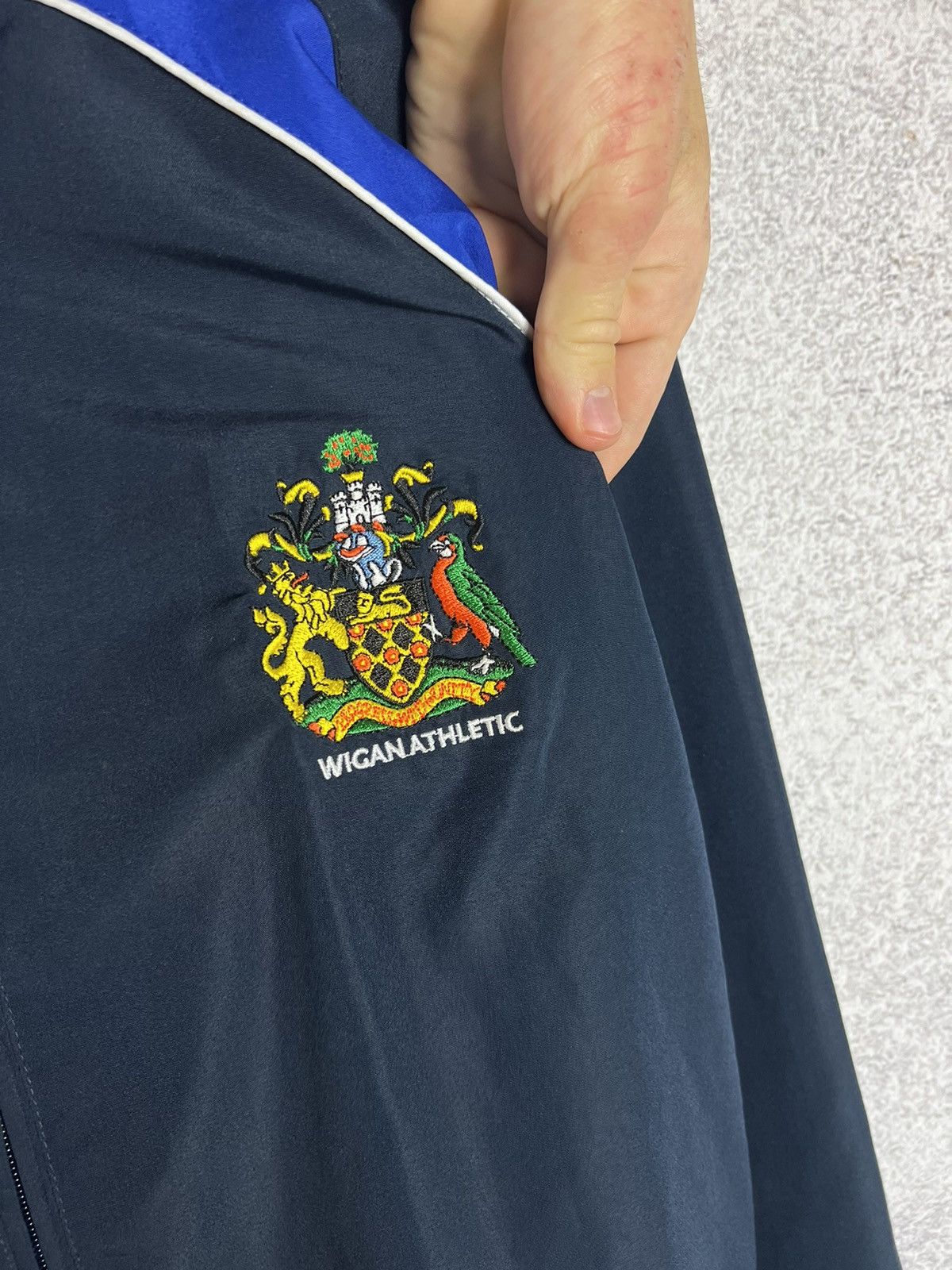Vintage Vintage Wigan Athletic JJB Soccer Light Jacket Football kit Size US XL / EU 56 / 4 - 4 Thumbnail