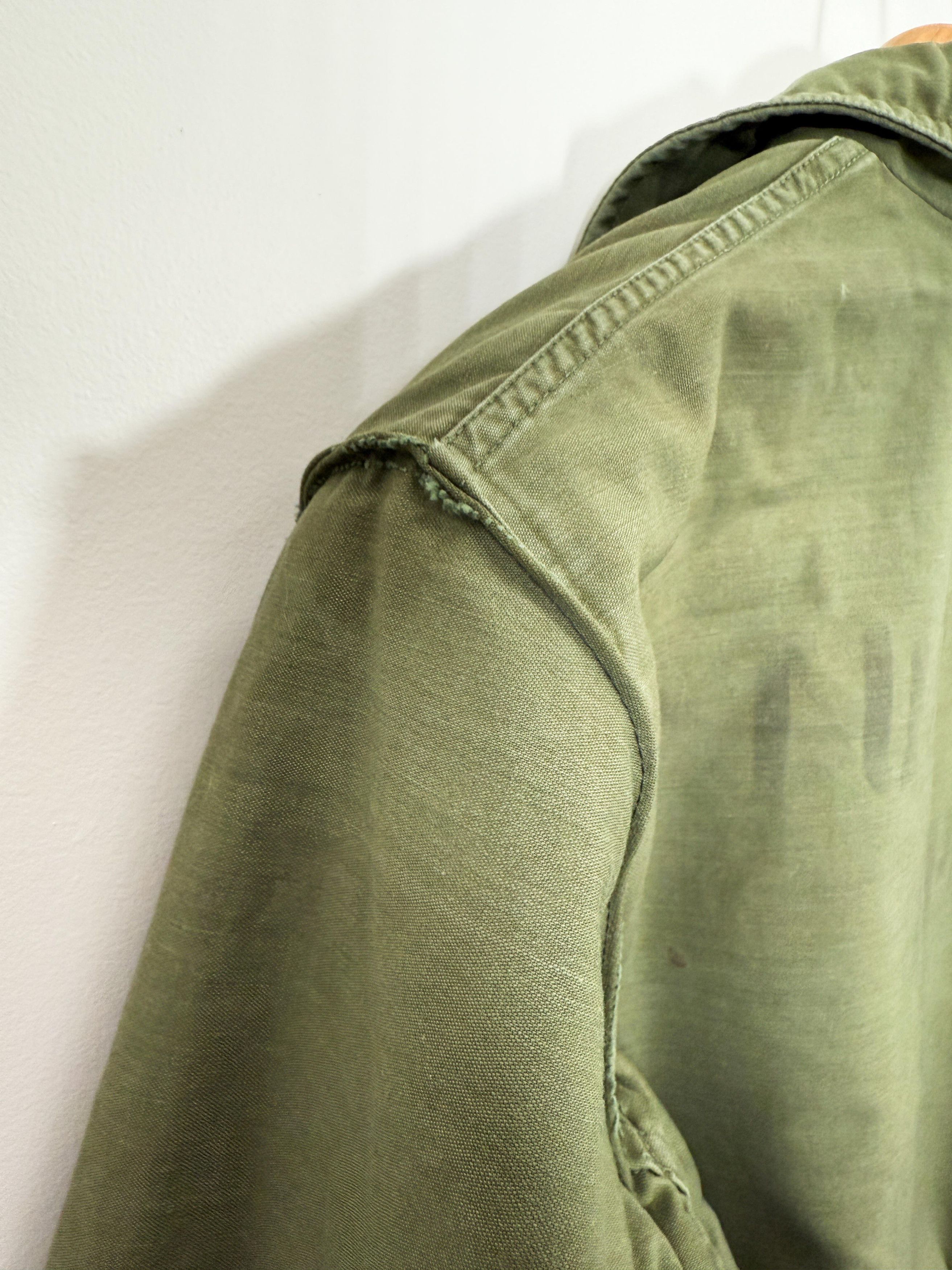 Vintage 1960s A2 Military Deck Jacket Vintage Size Medium Stencil M Size US M / EU 48-50 / 2 - 6 Thumbnail