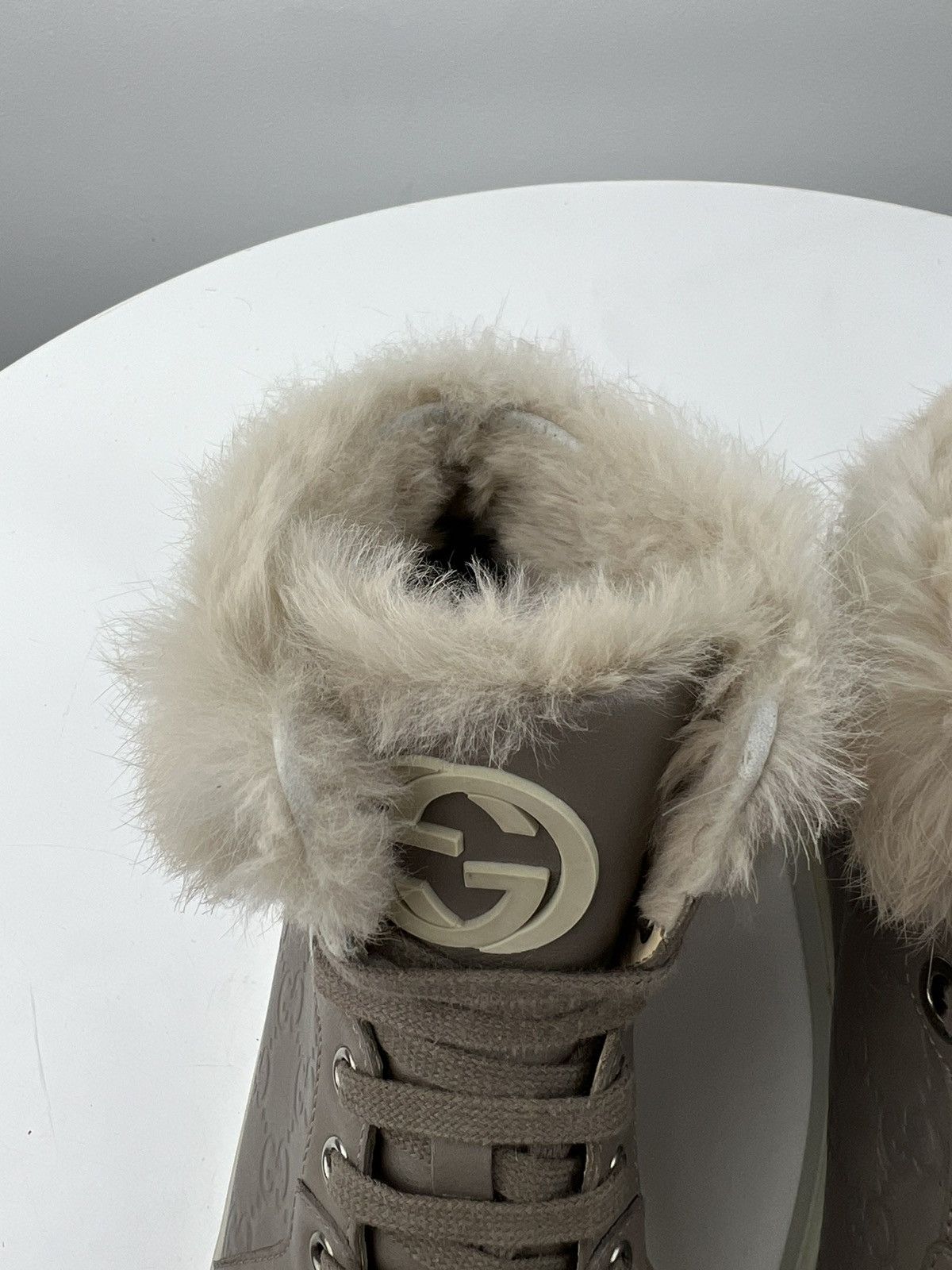 GUCCI Sneakers Leather Shoes GG Logo Guccissima Fur Trim