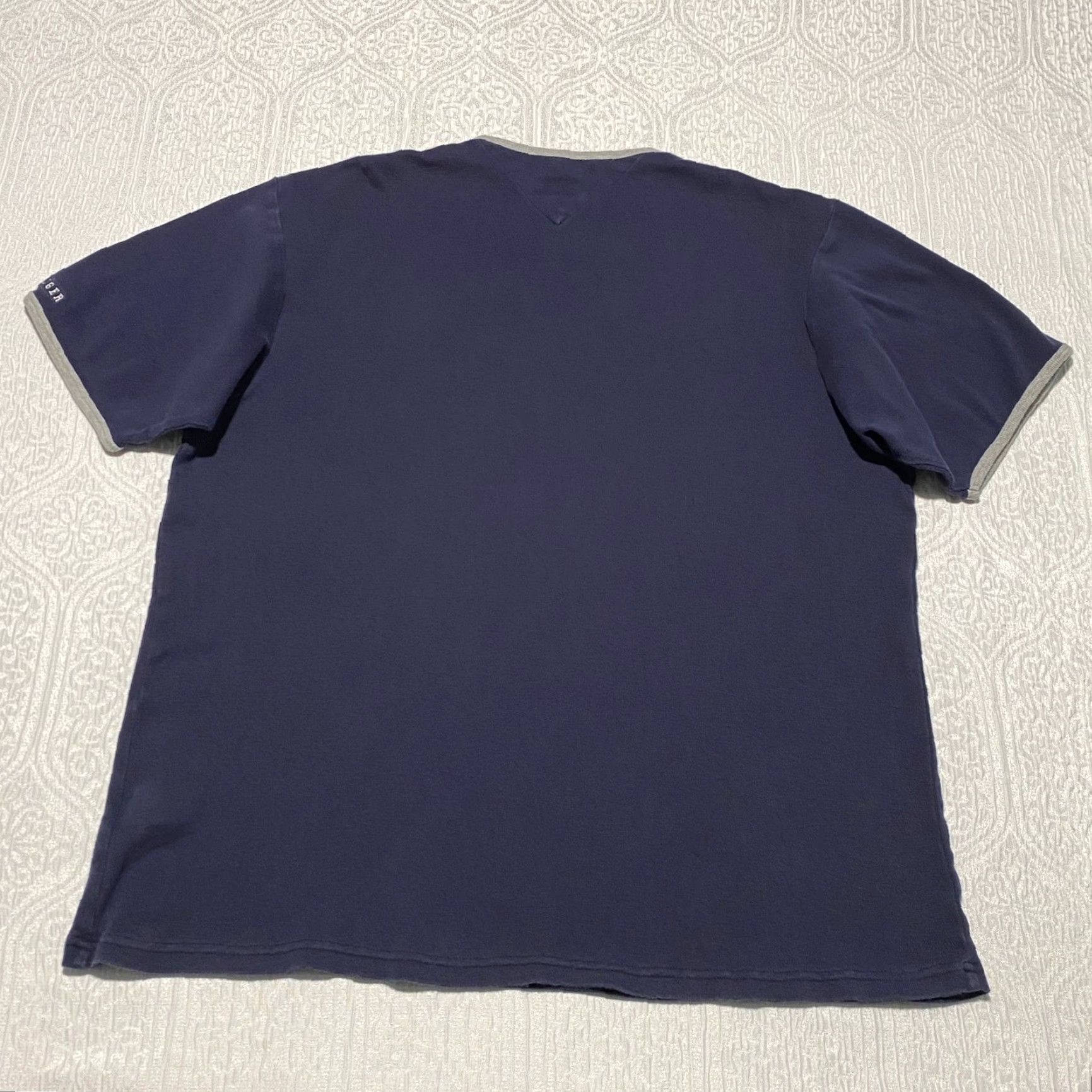 Tommy Hilfiger VINTAGE Tommy Hilfiger Ringer T-Shirt Mens XXL Navy Blue Gray V-Neck Cotton Tee Size US XXL / EU 58 / 5 - 4 Thumbnail