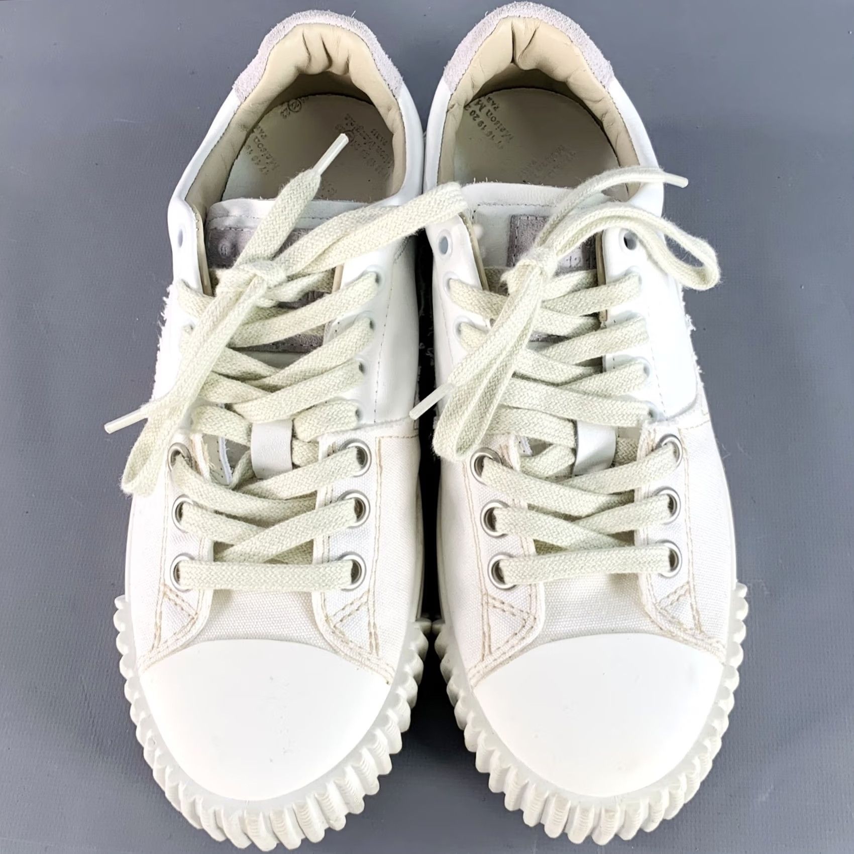 Maison Margiela MAISON MARGIELA Sneakers Size 5 White Leather Canvas Distressed Casual Men Size US 5 / EU 37 - 4 Thumbnail