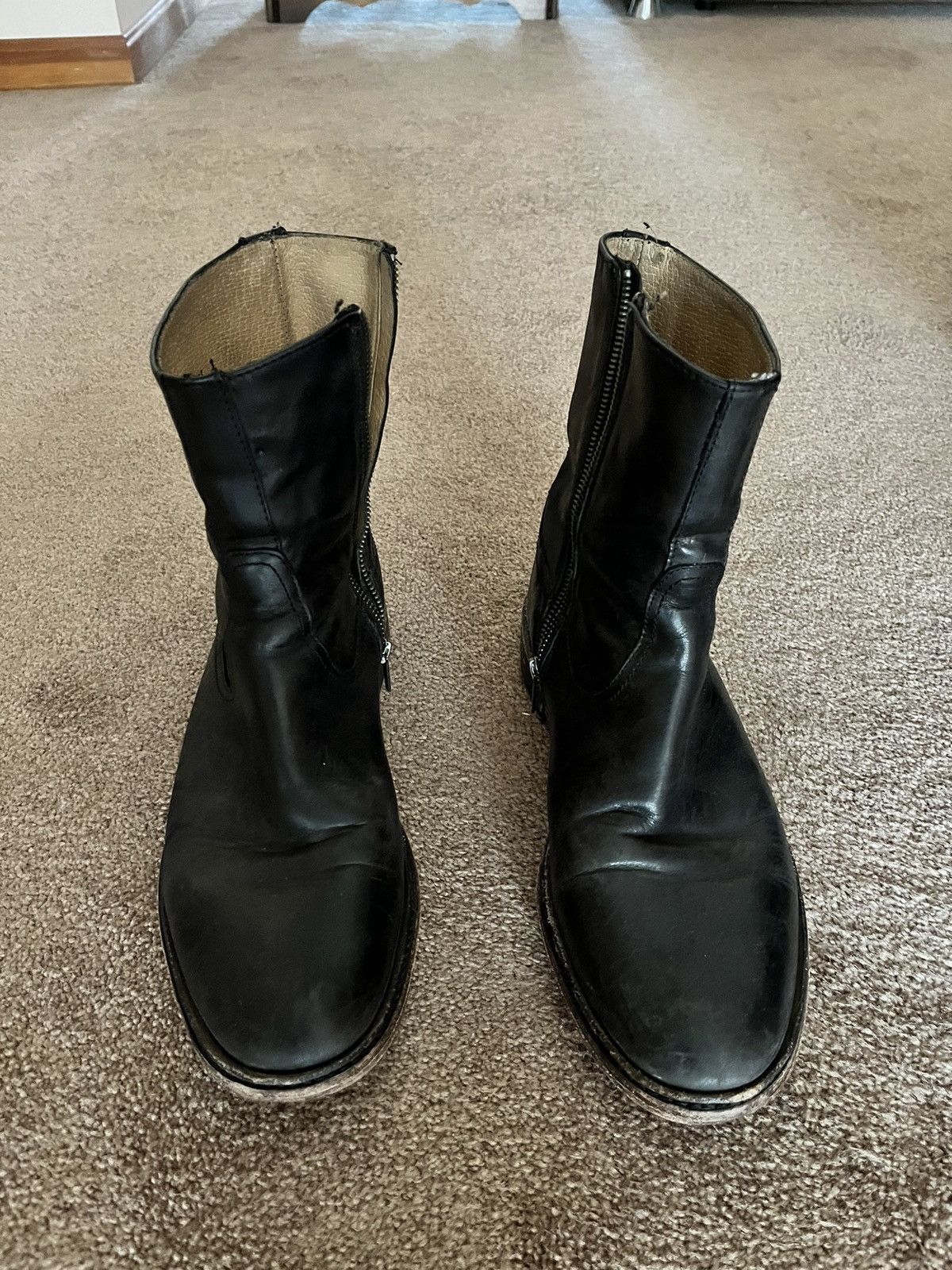 Frye Frye boots 10.5 ankle zip Size US 10.5 / EU 43-44 - 2 Thumbnail