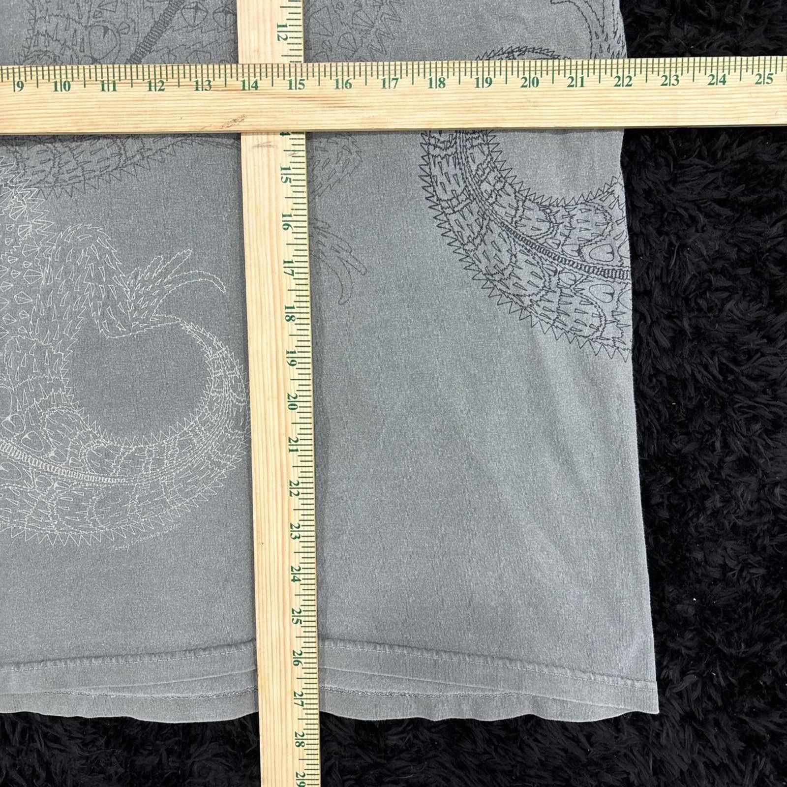 Comfort Colors Green lizard design tshirt Size US L / EU 52-54 / 3 - 7 Thumbnail