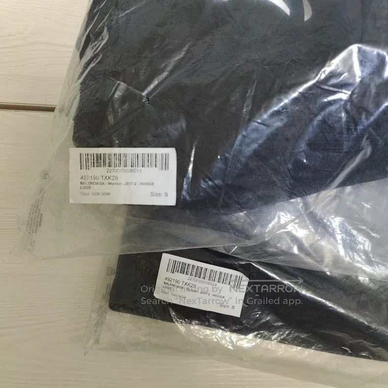 Balenciaga Balenciaga Hooded Letter Sweatshirt Size US S / EU 44-46 / 1 - 8 Thumbnail