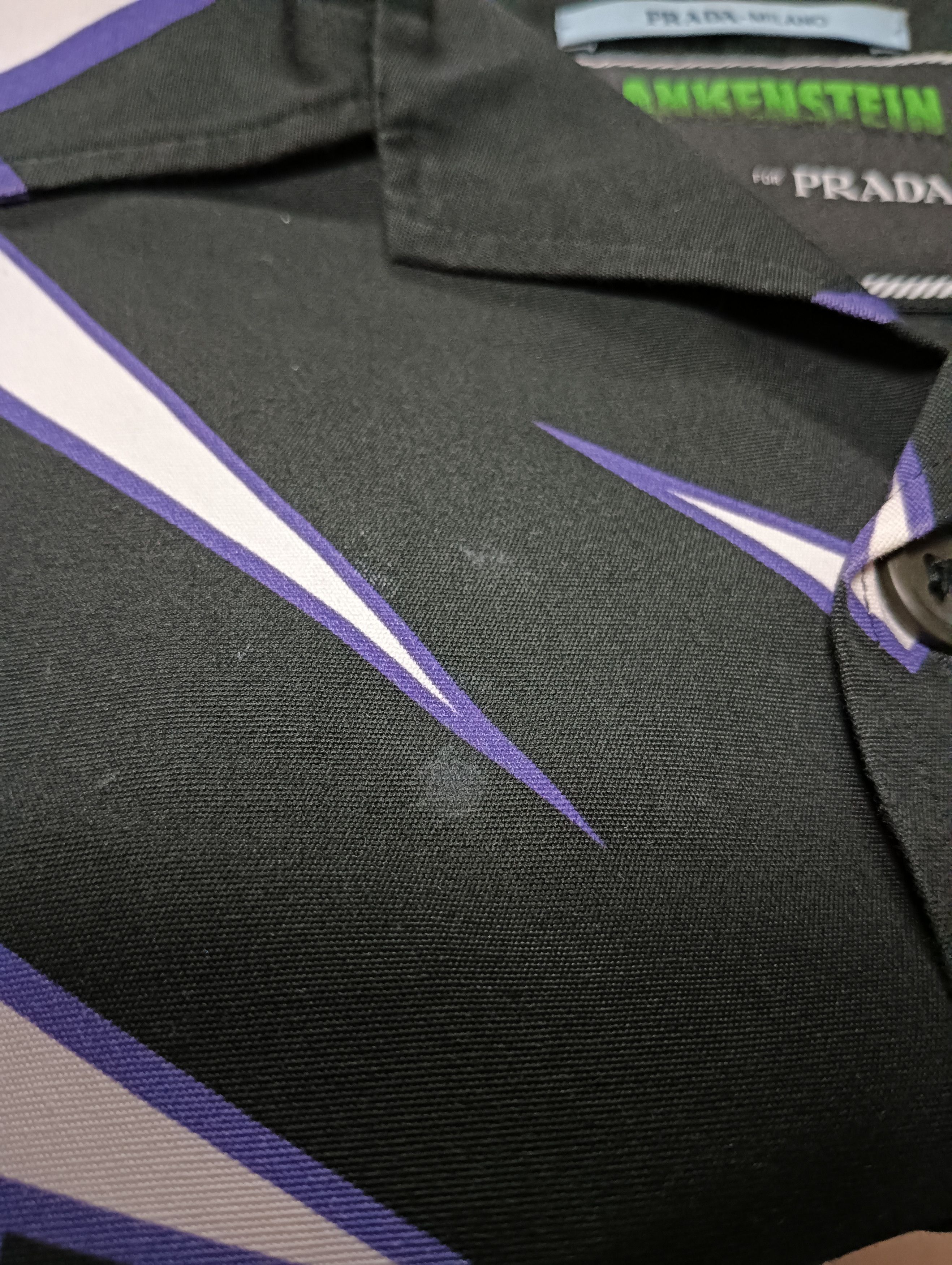 Prada × Universal Studios Frankenstein Hand Logo Button Up Shirt Size US M / EU 48-50 / 2 - 4 Thumbnail