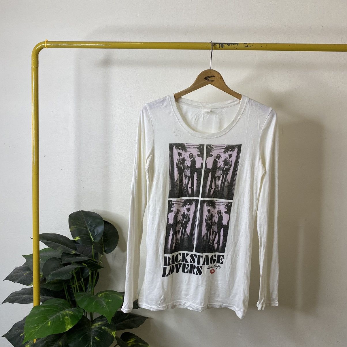 MOUSSY Roberta Bayley Punk Photographer Collaboration LS T Shirt Size S / US 4 / IT 40 - 1 Thumbnail