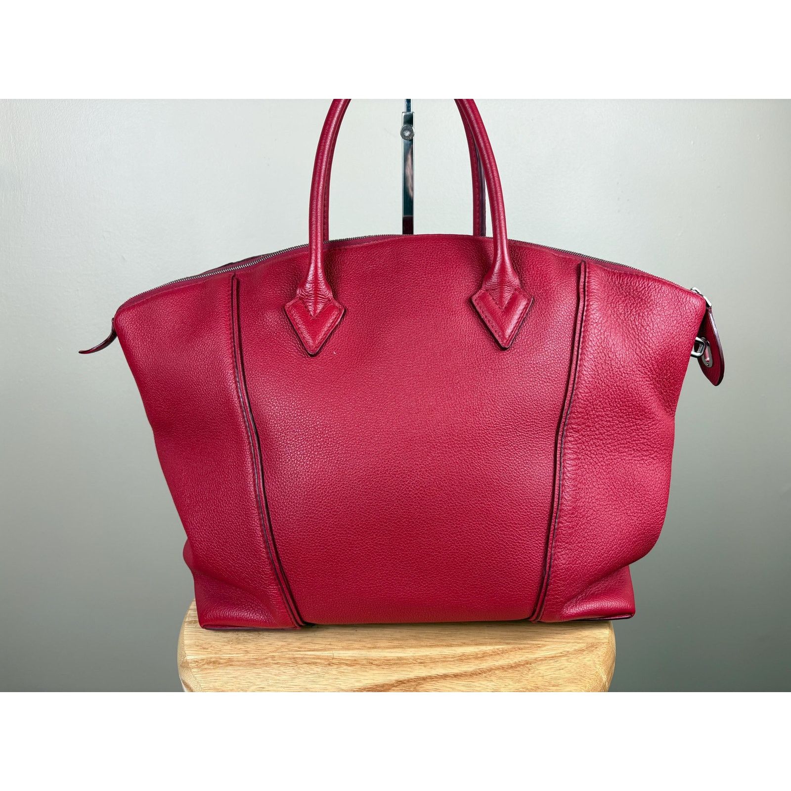 Louis Vuitton Authentic Louis Vuitton Taurillon Parnassea MM Leather Bag Size ONE SIZE - 2 Thumbnail